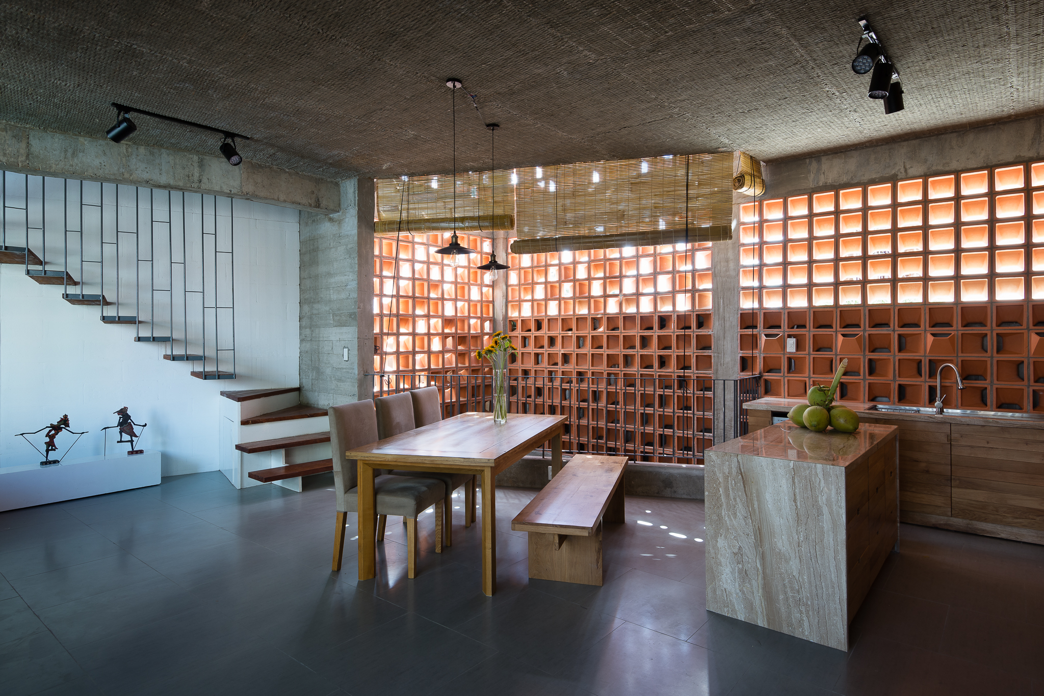 Chi house by G+ - Architizer