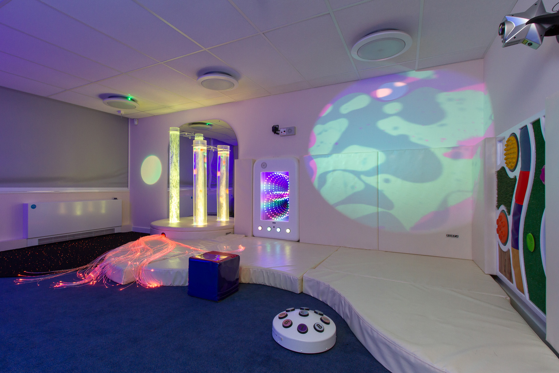 Heathlands Primary School by Footprint Architects Ltd Architizer