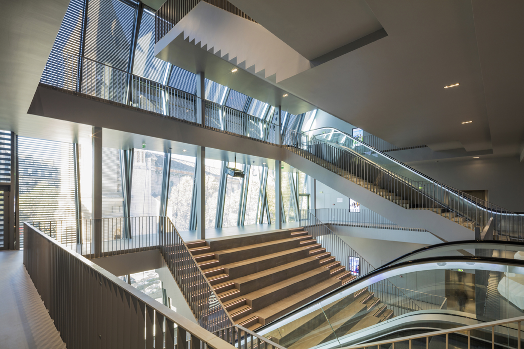 Gaumont-Pathé Alésia Cinémas by MANUELLE GAUTRAND ARCHITECTURE - Architizer