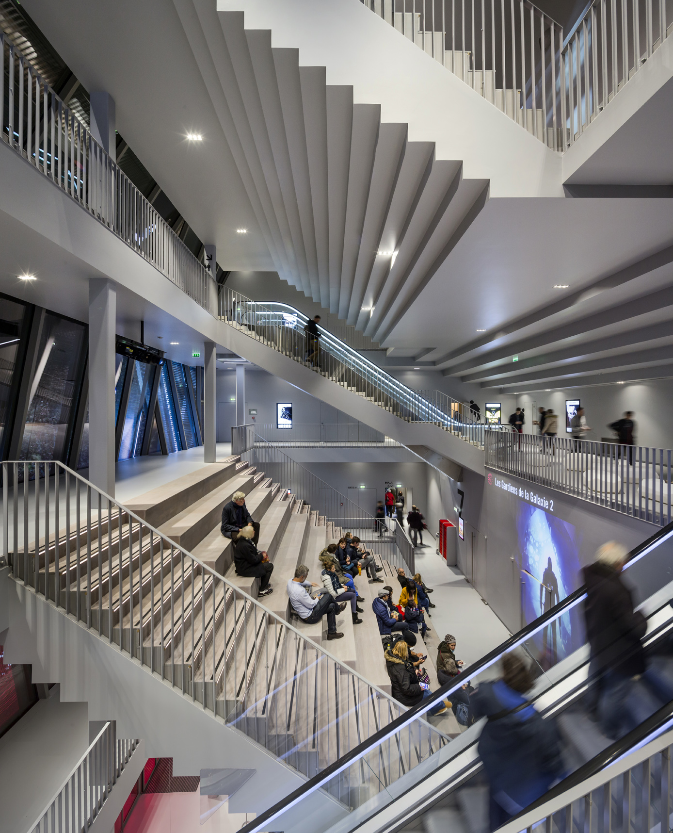 Gaumont-Pathé Alésia Cinémas by MANUELLE GAUTRAND ARCHITECTURE - Architizer