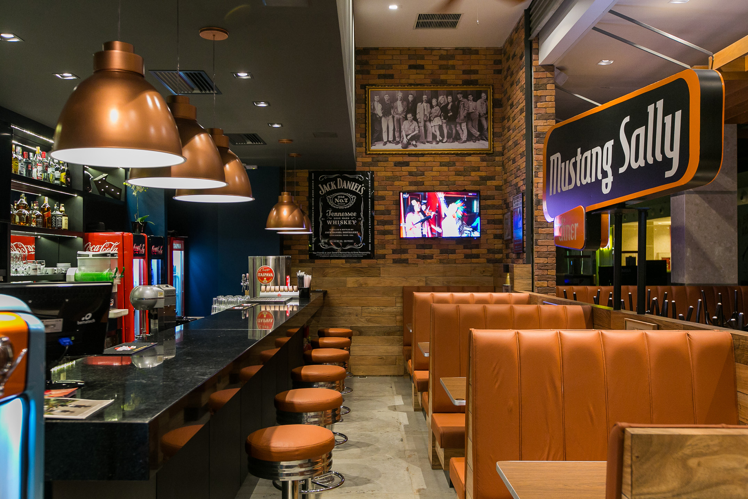 mustang-sally-by-mauricio-melara-arquitetura-architizer