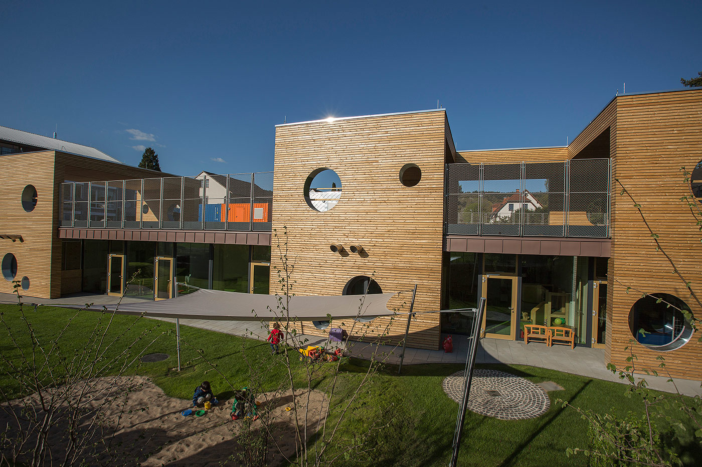  Foto zu Kindergarten Heimbach-Weis by Herrmanns Architekten - Architizer 