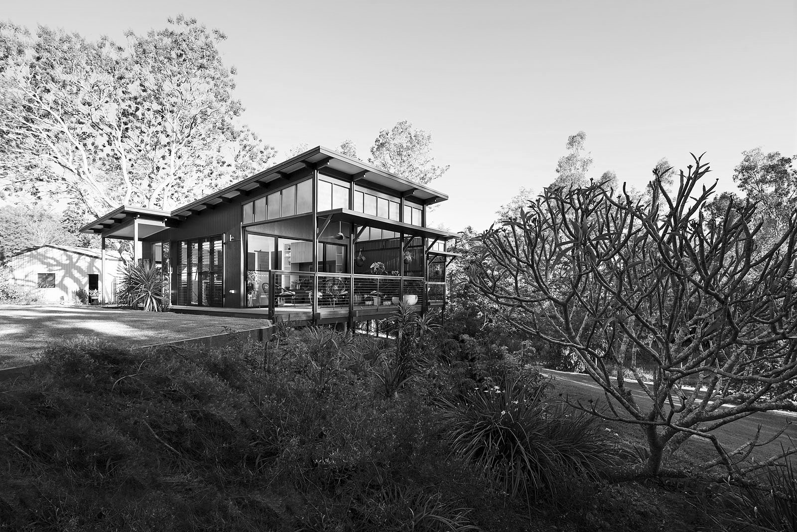 Idea 1948643 Samford Valley Small House by Baahouse + Baastudio in