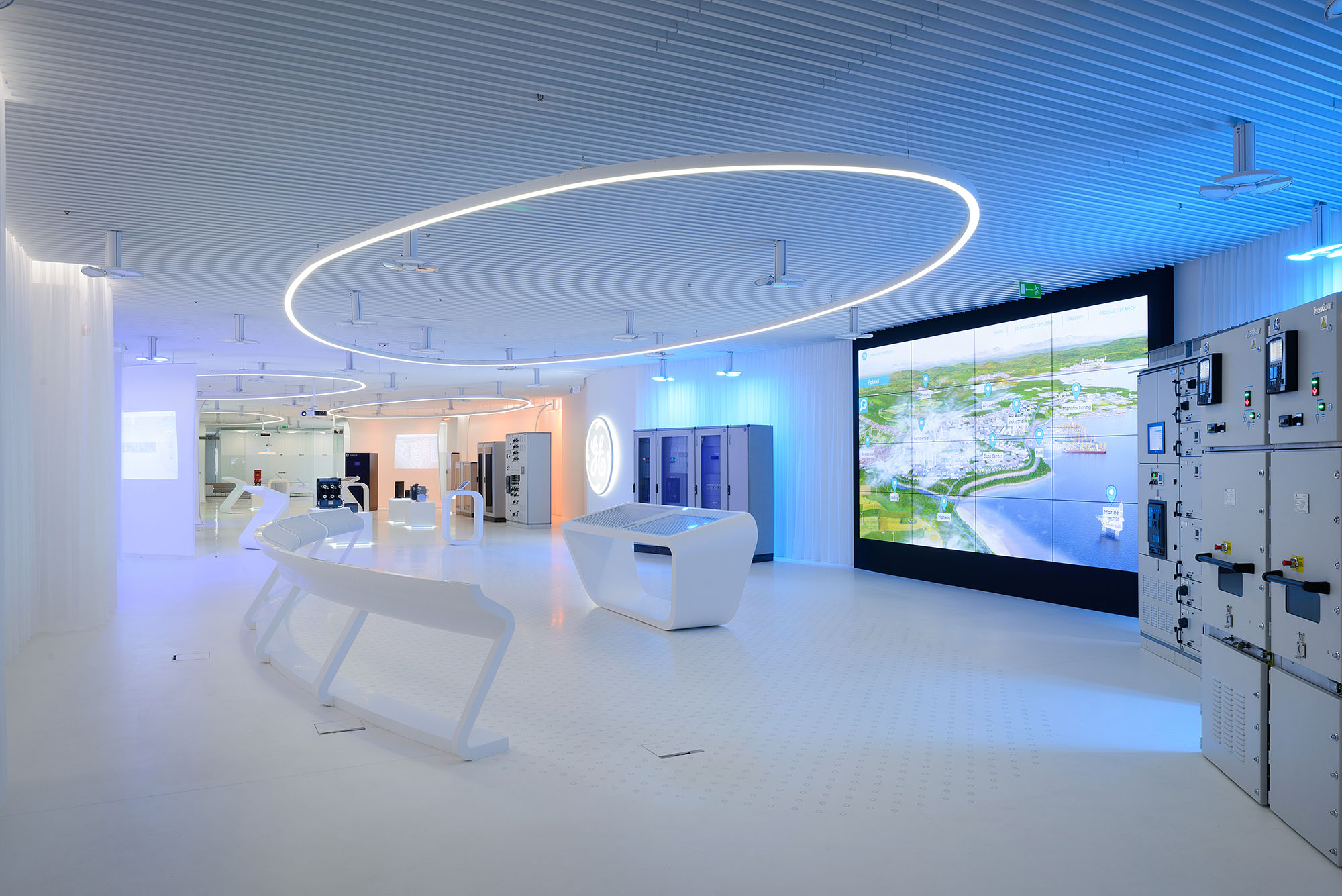 GE CUSTOMER EXPERIENCE CENTER By Zalewski Architecture Group - Architizer