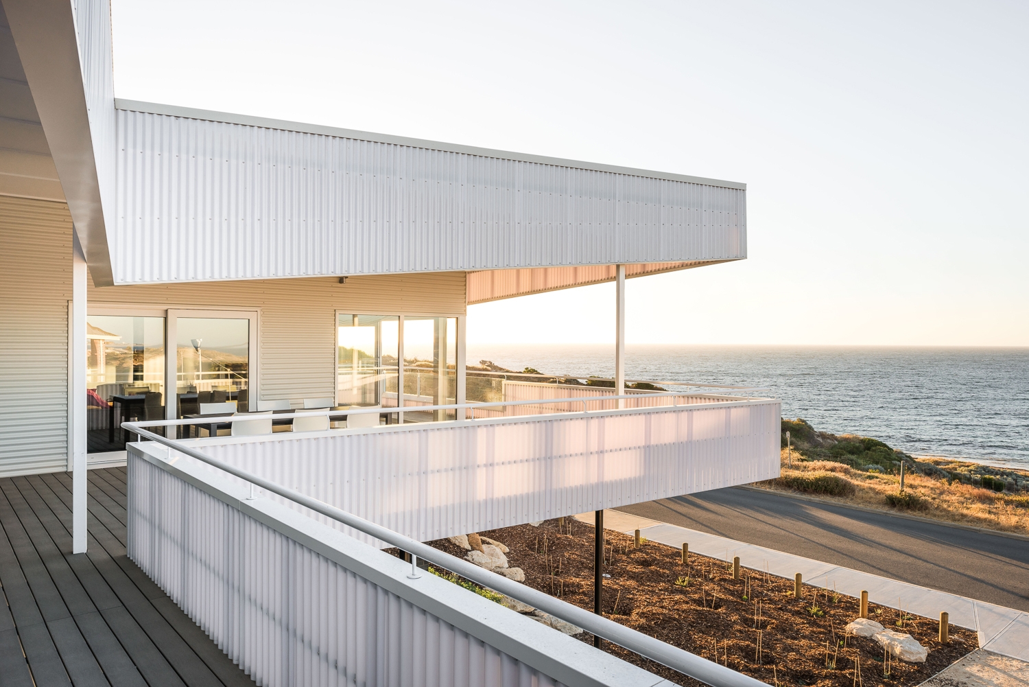 Falcon Beach House by Iredale Pedersen Hook Architects Architizer