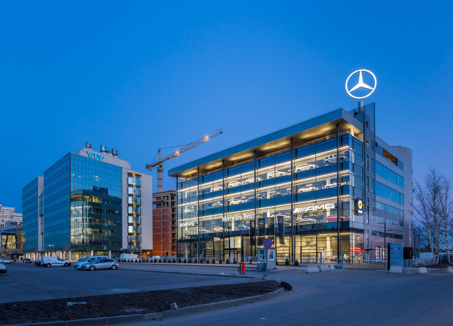 The «MercedesBenz» Dealership by Architectural bureau A.Len Architizer