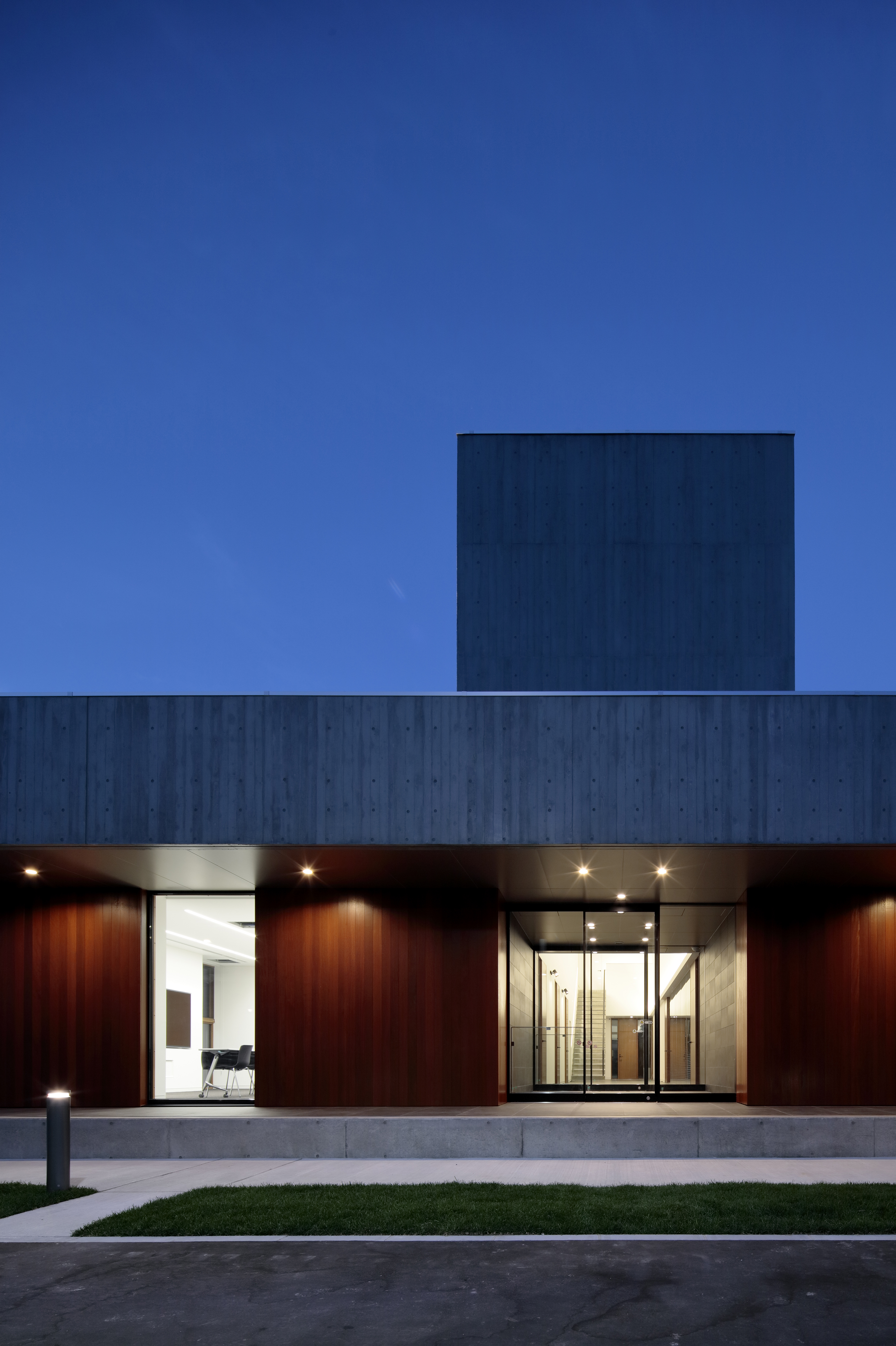 Office MIURADENKI by Tatsuro Sasaki Architects - Architizer