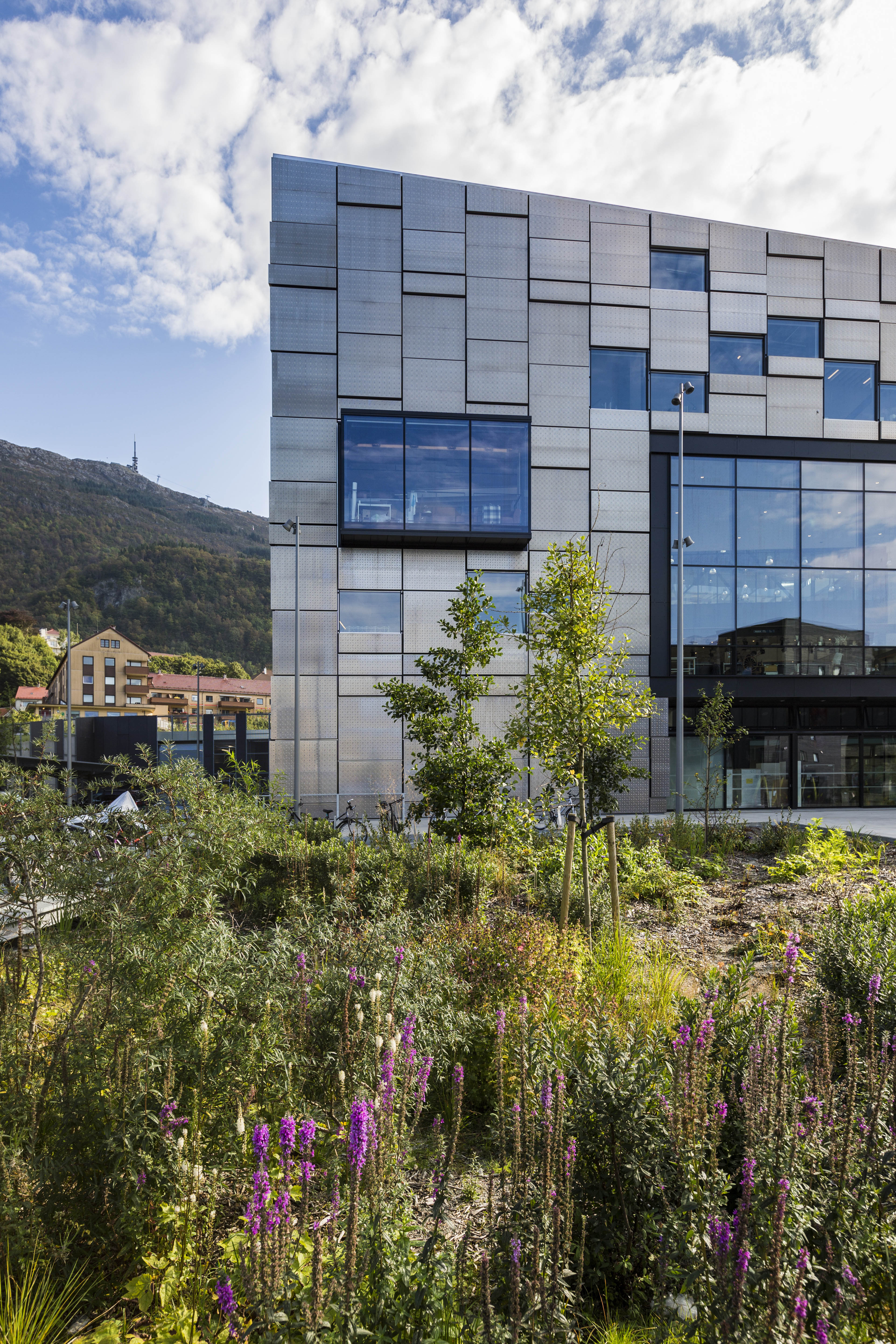 University of Bergen, Faculty of Fine Art, Music and Design (KMD
