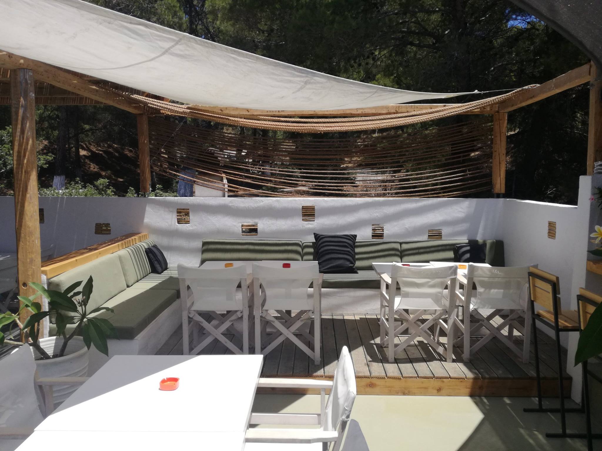 Lime Beach Bar by 2728studio Architizer