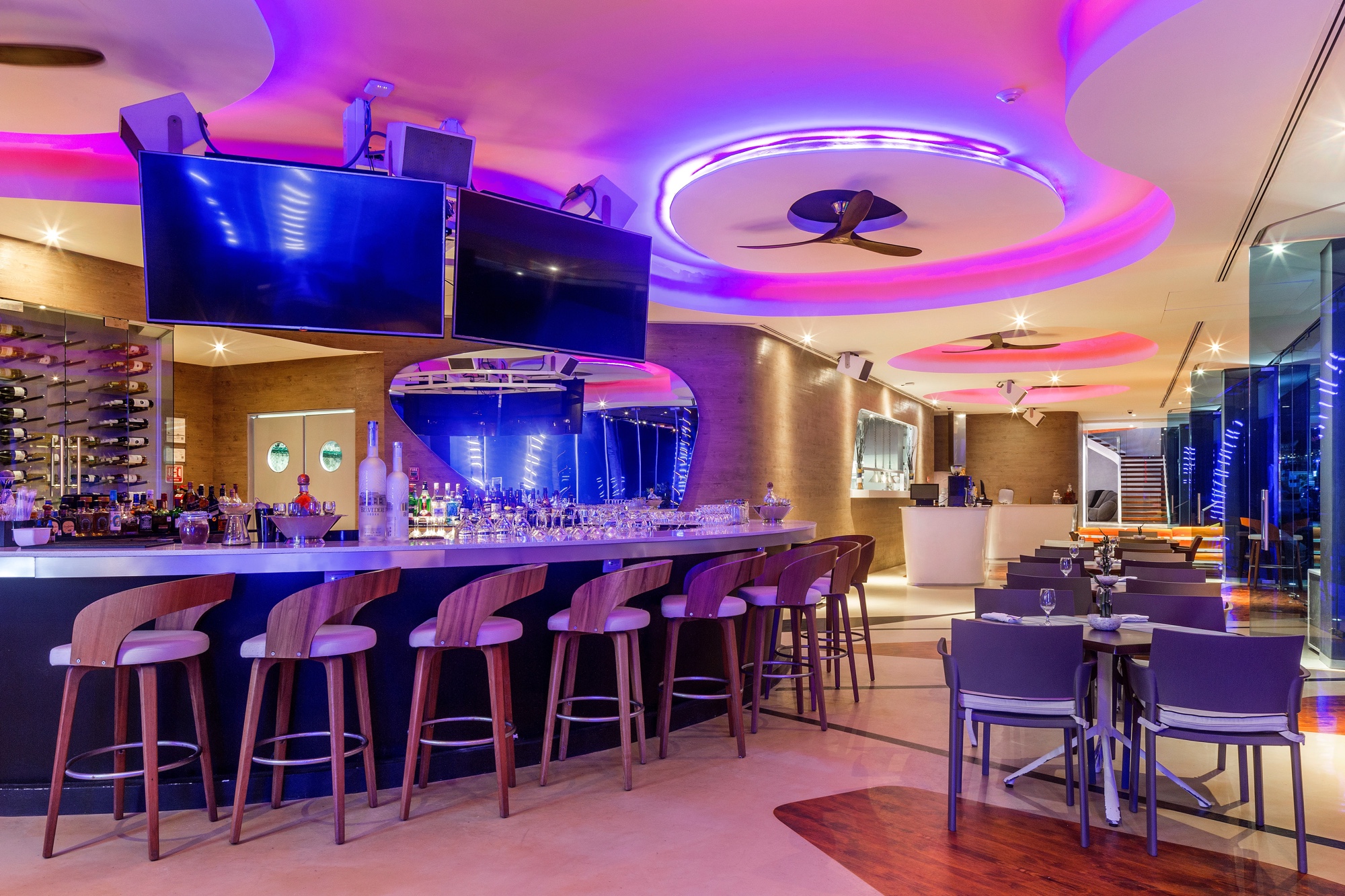 The Carmen Hotel by sanzpont [arquitectura] Architizer