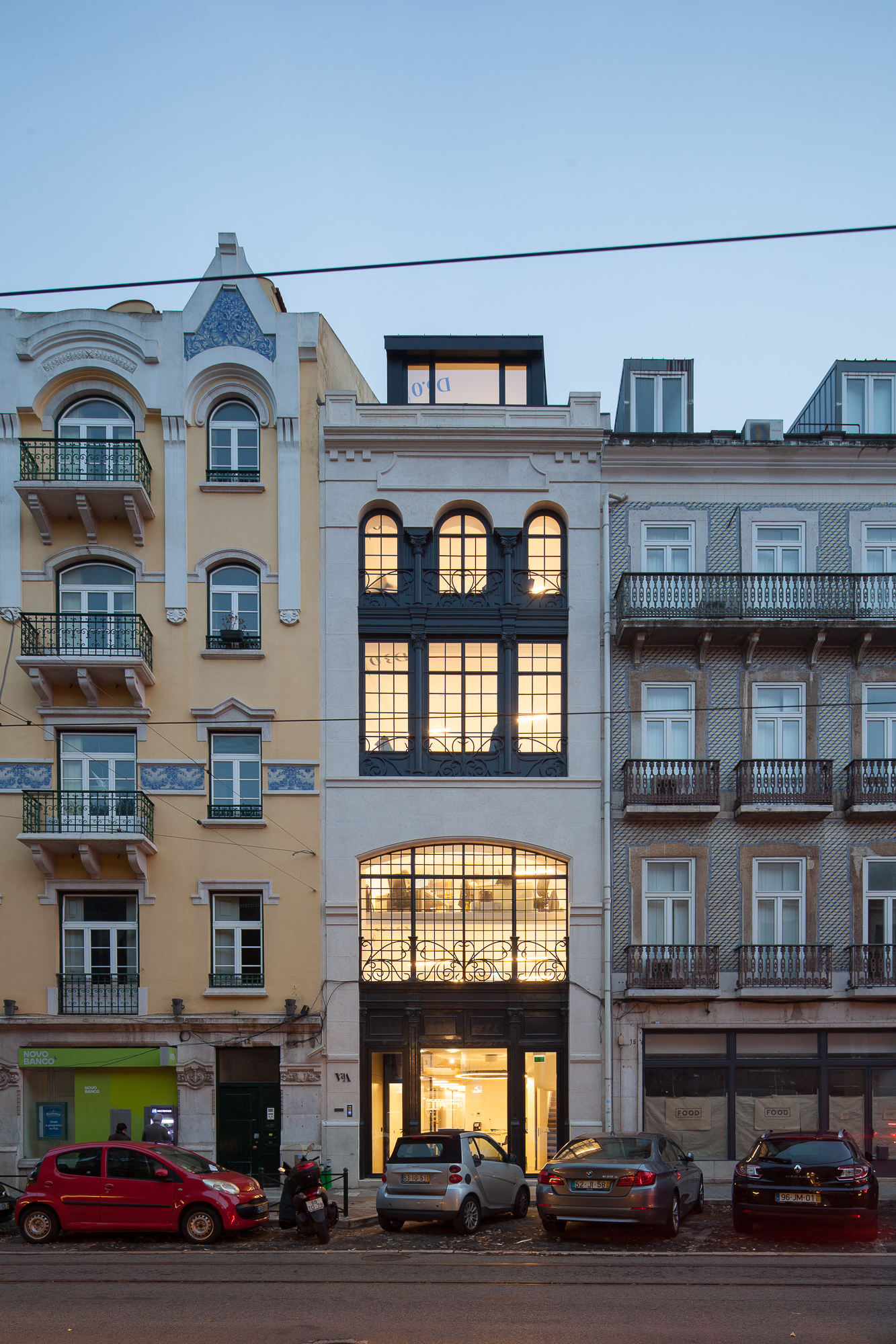 VdA - Vieira de Almeida Building and Interiors by PMC Arquitectos ...
