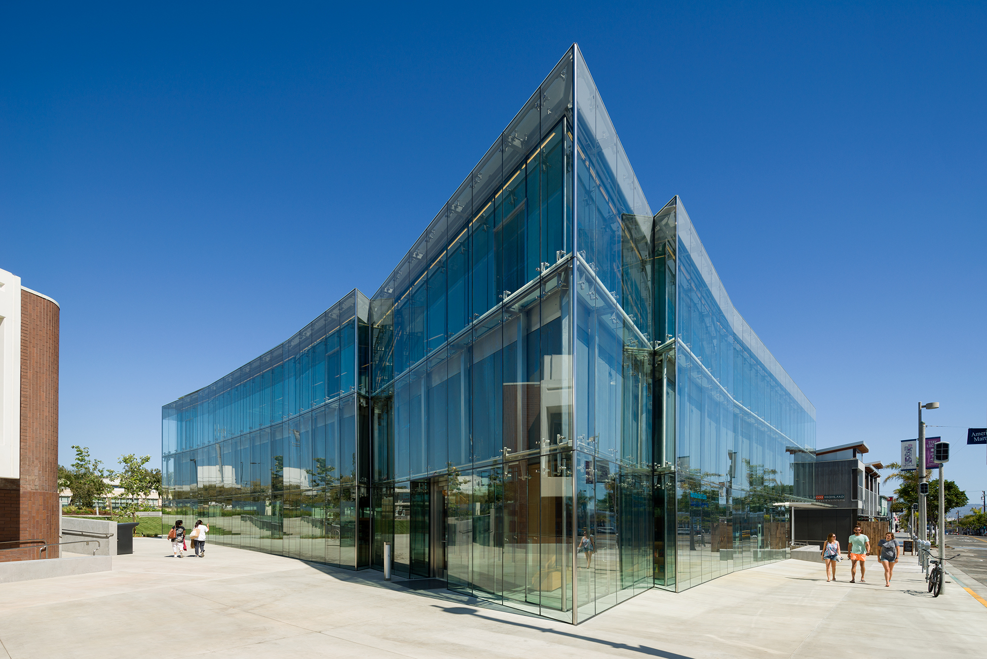 Manhattan Beach Library By Johnson Favaro - Architizer