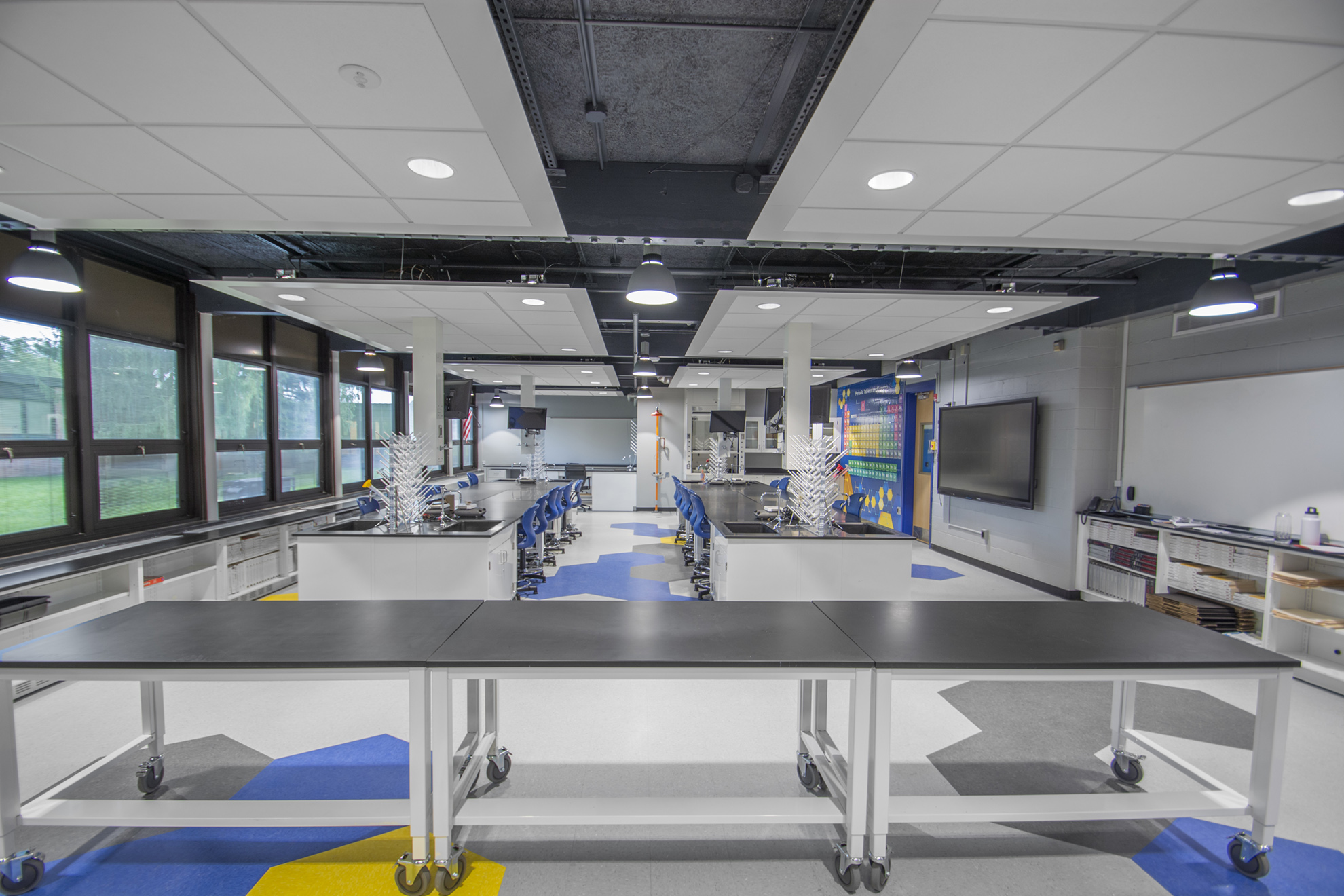 Pequannock HS Chemistry Labs by Solutions Architecture Architizer