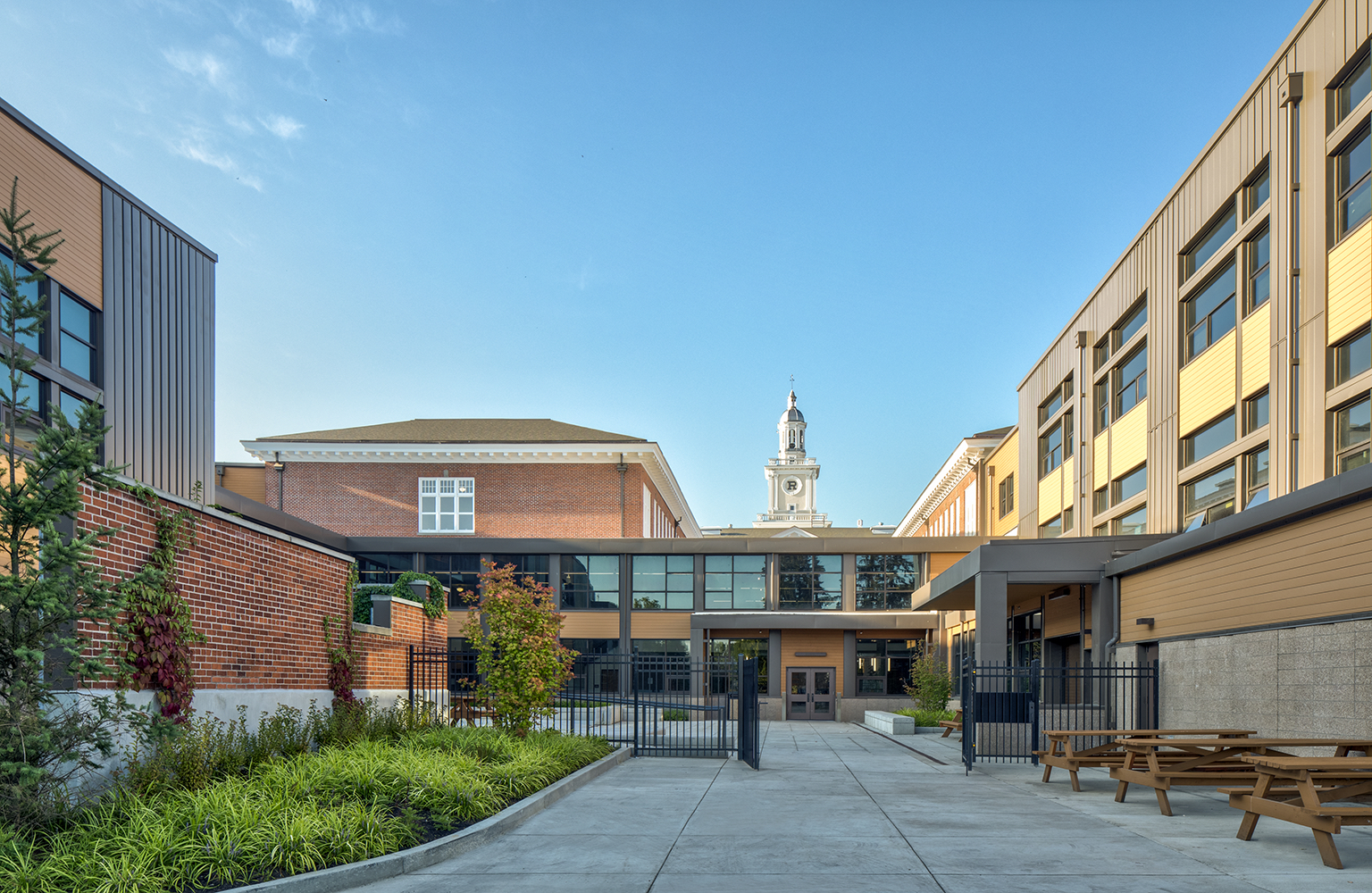 Idea 2724202: Roosevelt High School by Bassetti Architects in Portland ...