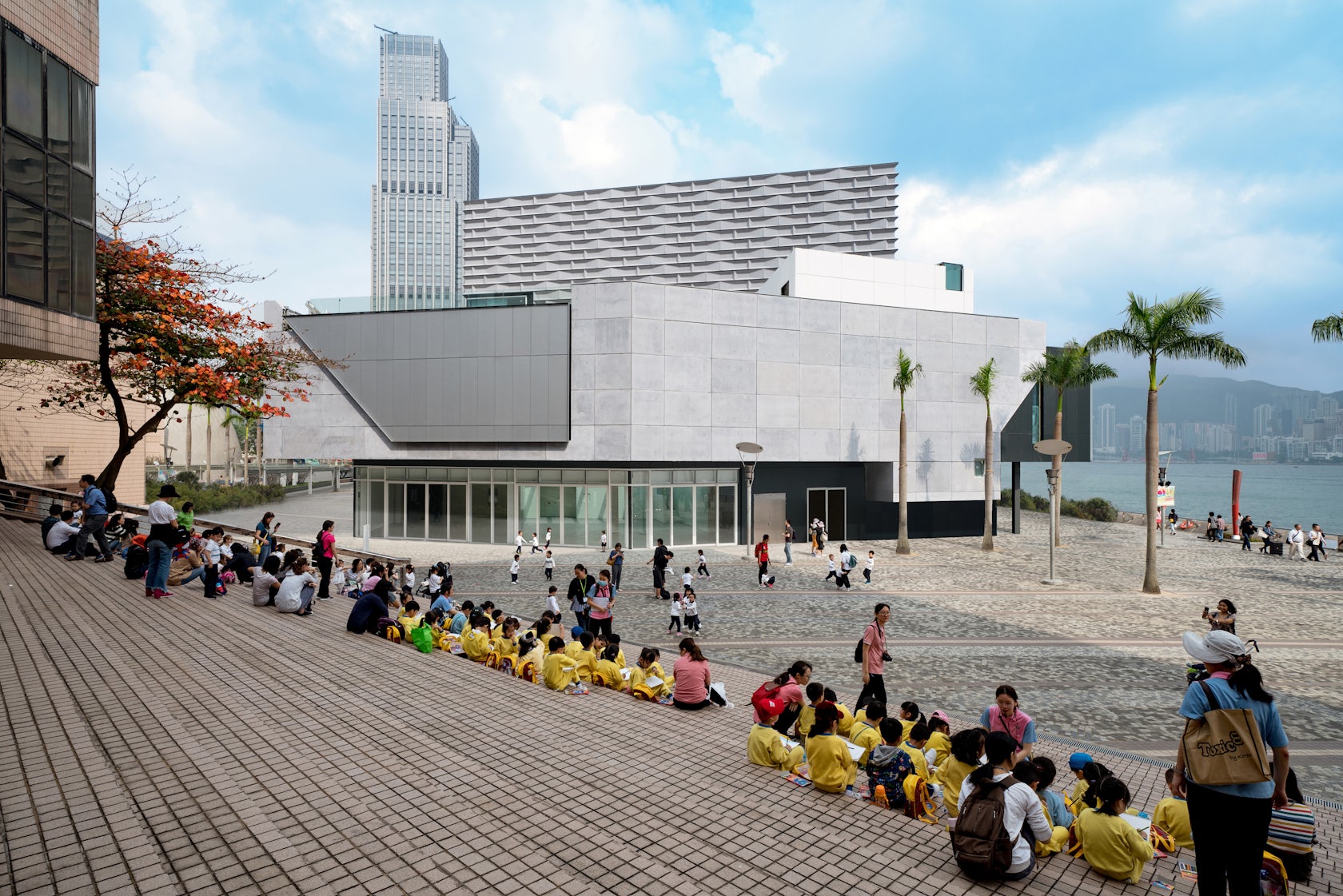 Renovation and Expansion of the Hong Kong Museum of Art by ArchSD