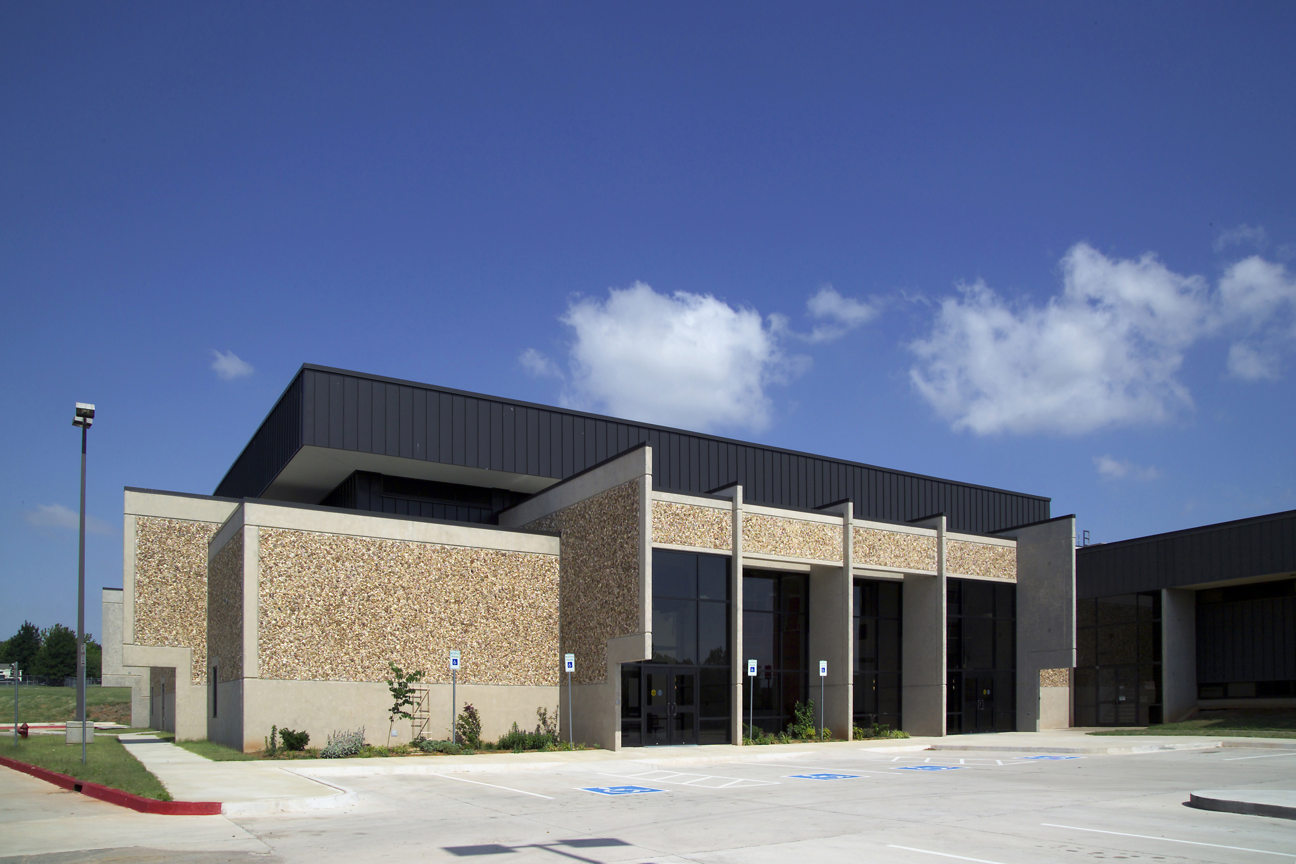 Edmond Public Schools Cimarron Middle School by JHBR Architecture