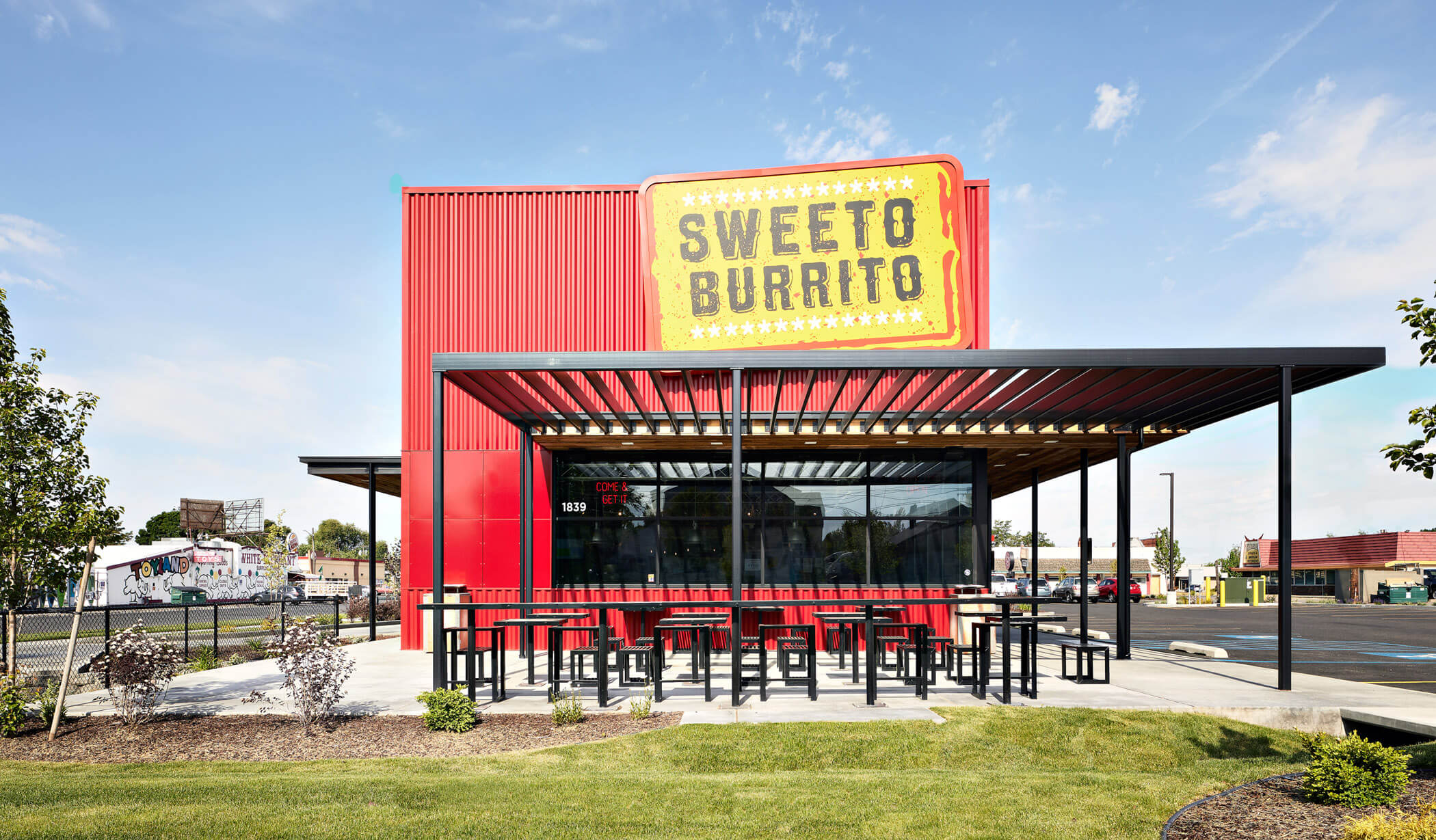 Fast Casual Restaurant by HDG Architecture - Architizer