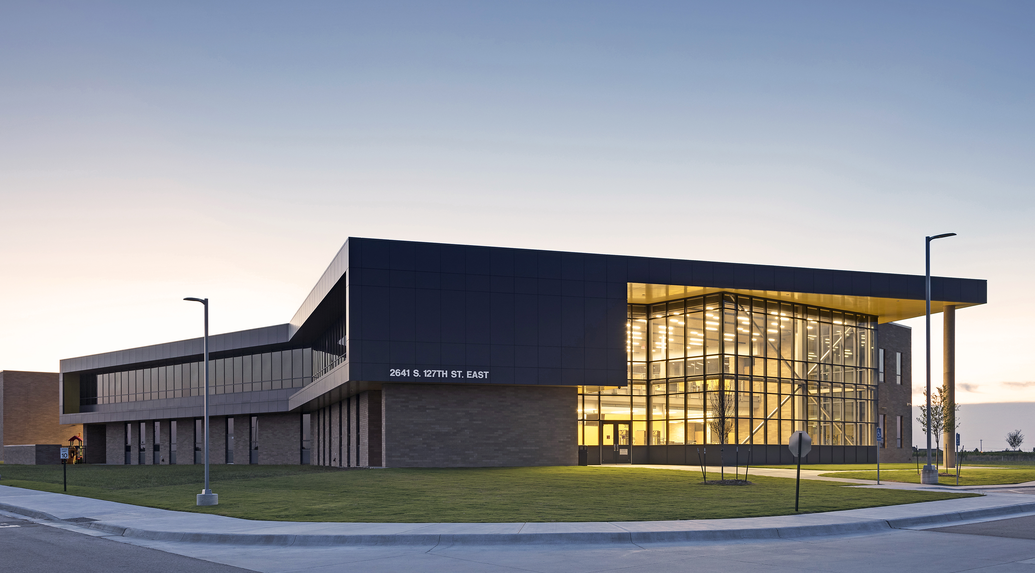 Wichita Southeast High School by SJCF Architecture Architizer