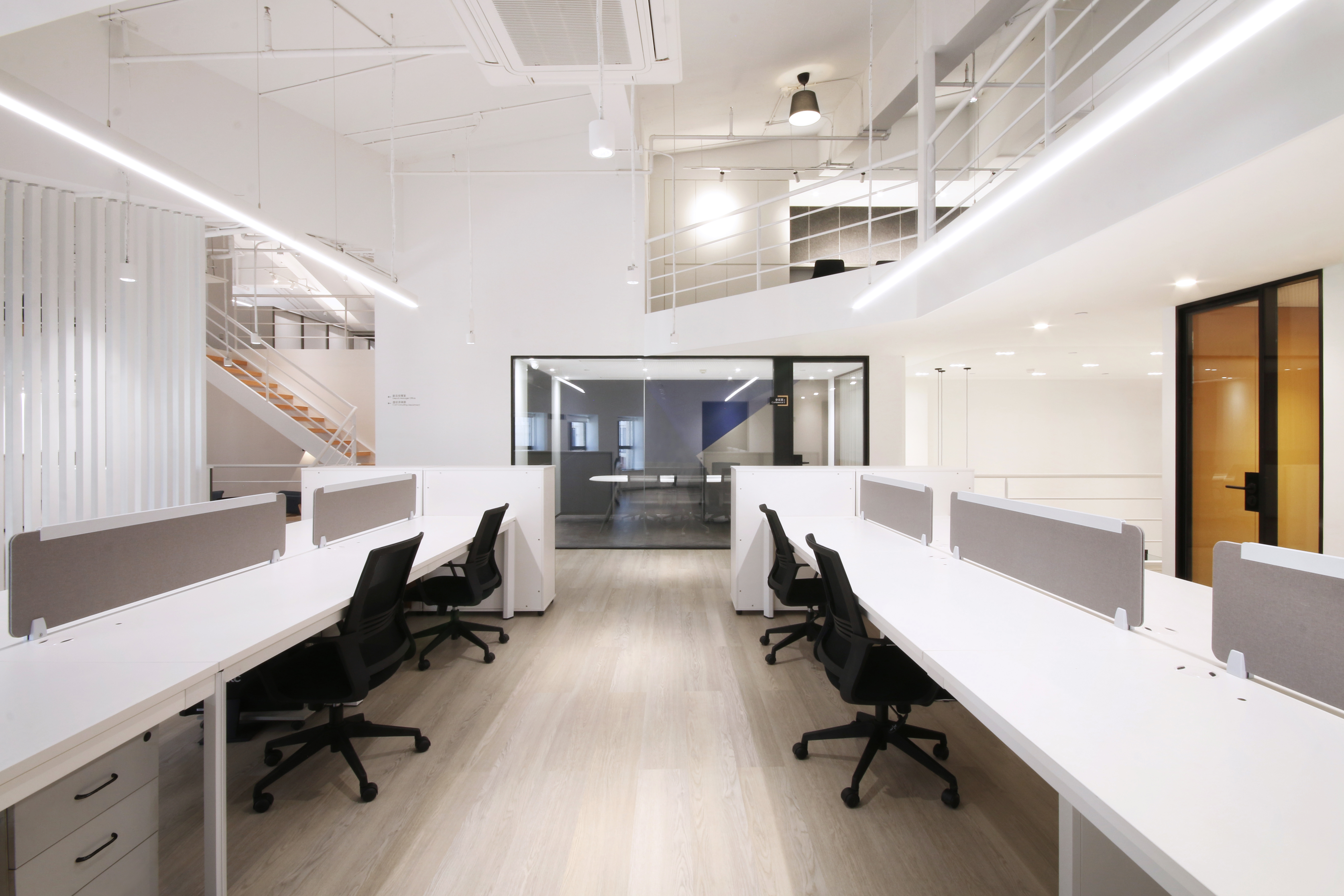 Silver Stone Office by KANTOOR - Architizer