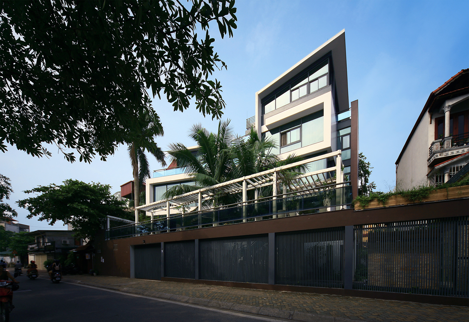 West Lake Villa by ACCESS design lab Architizer