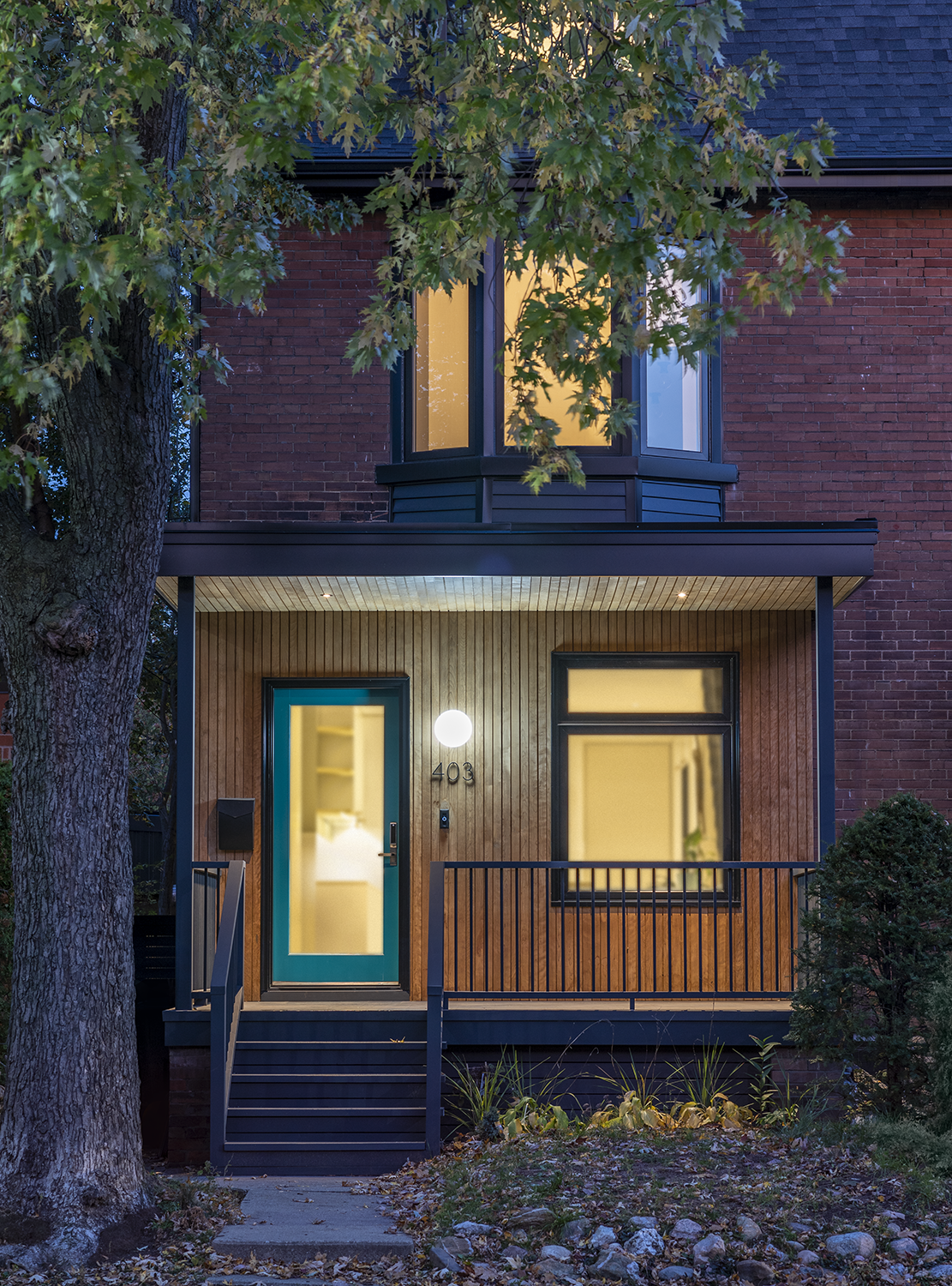 Sunnyside Townhouse by AAmp Studio Architizer