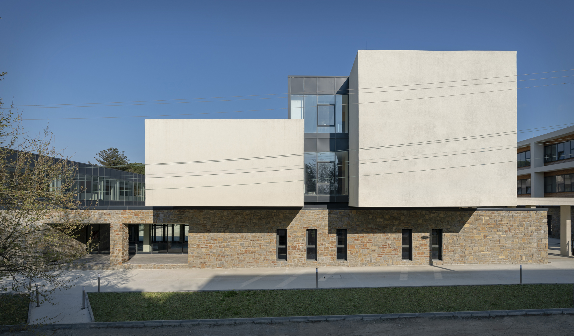idea-2922784-g-k-eada-high-school-campus-project-by-pab-architects-in