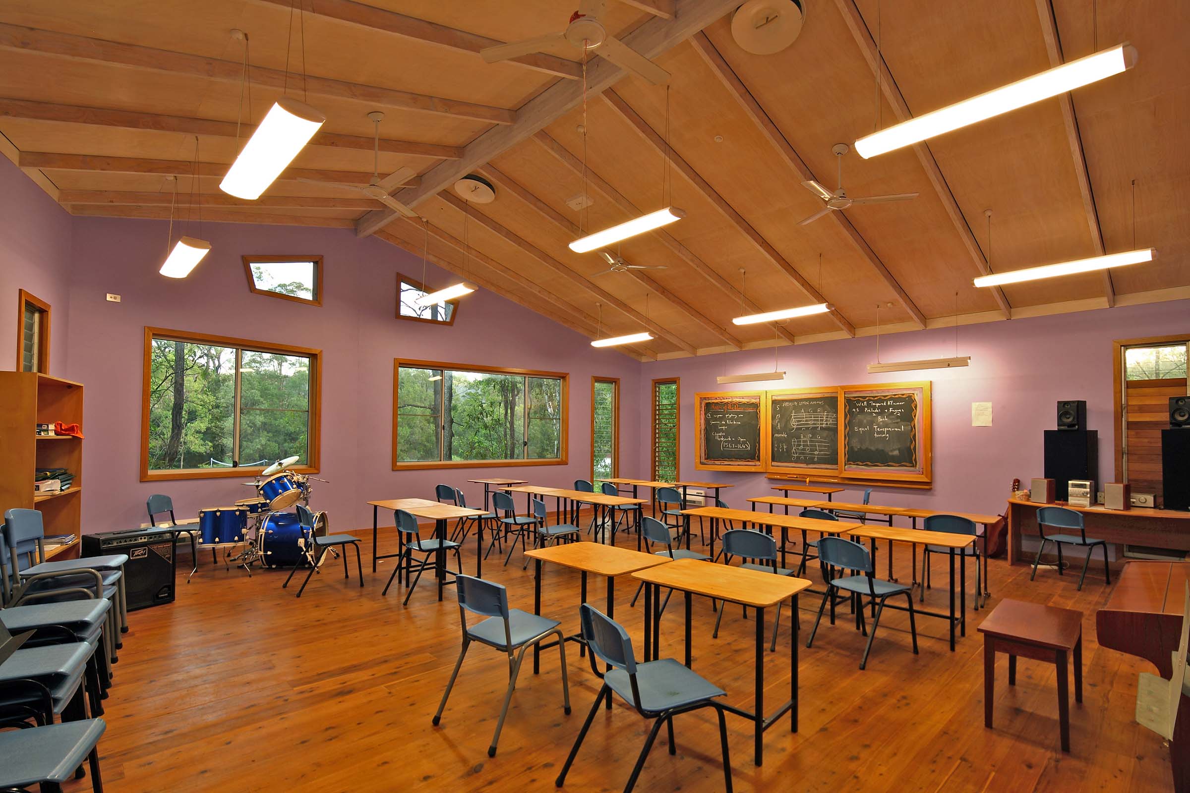 Samford Valley Steiner School High School Building by pentArchi