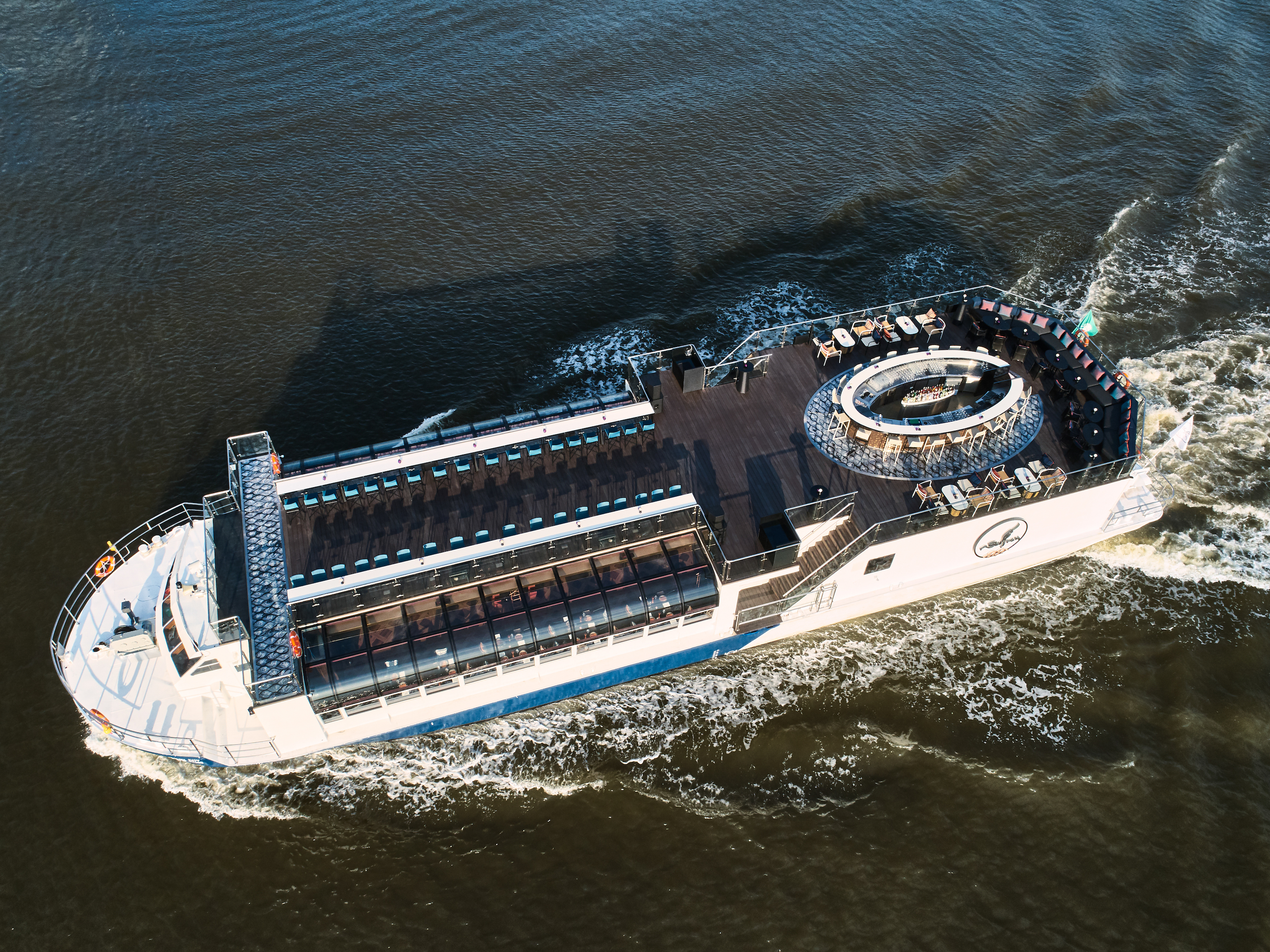 Saffron Cruise by Studio Architizer