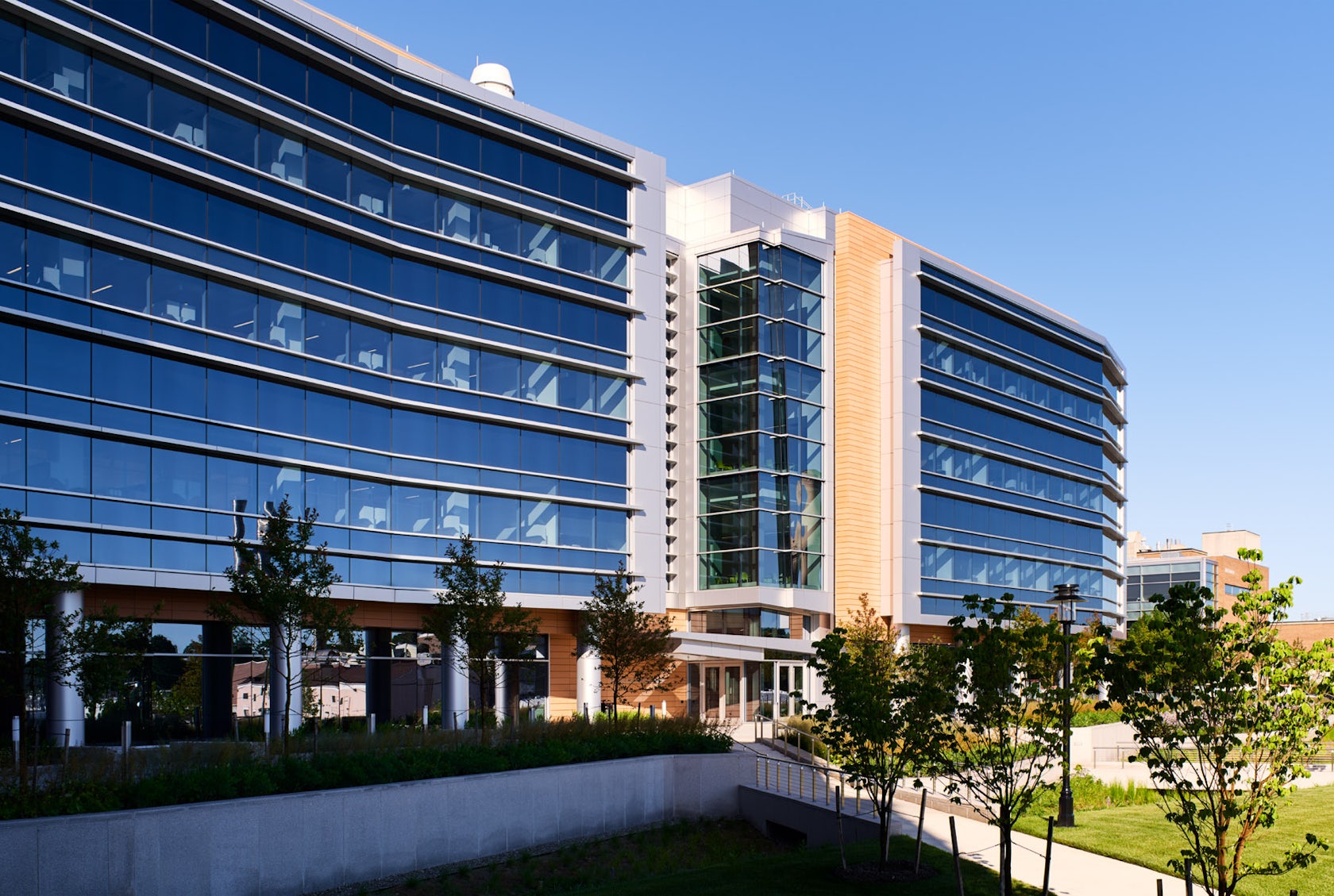 Rutgers University Chemistry and Chemical Biology Building by Edward
