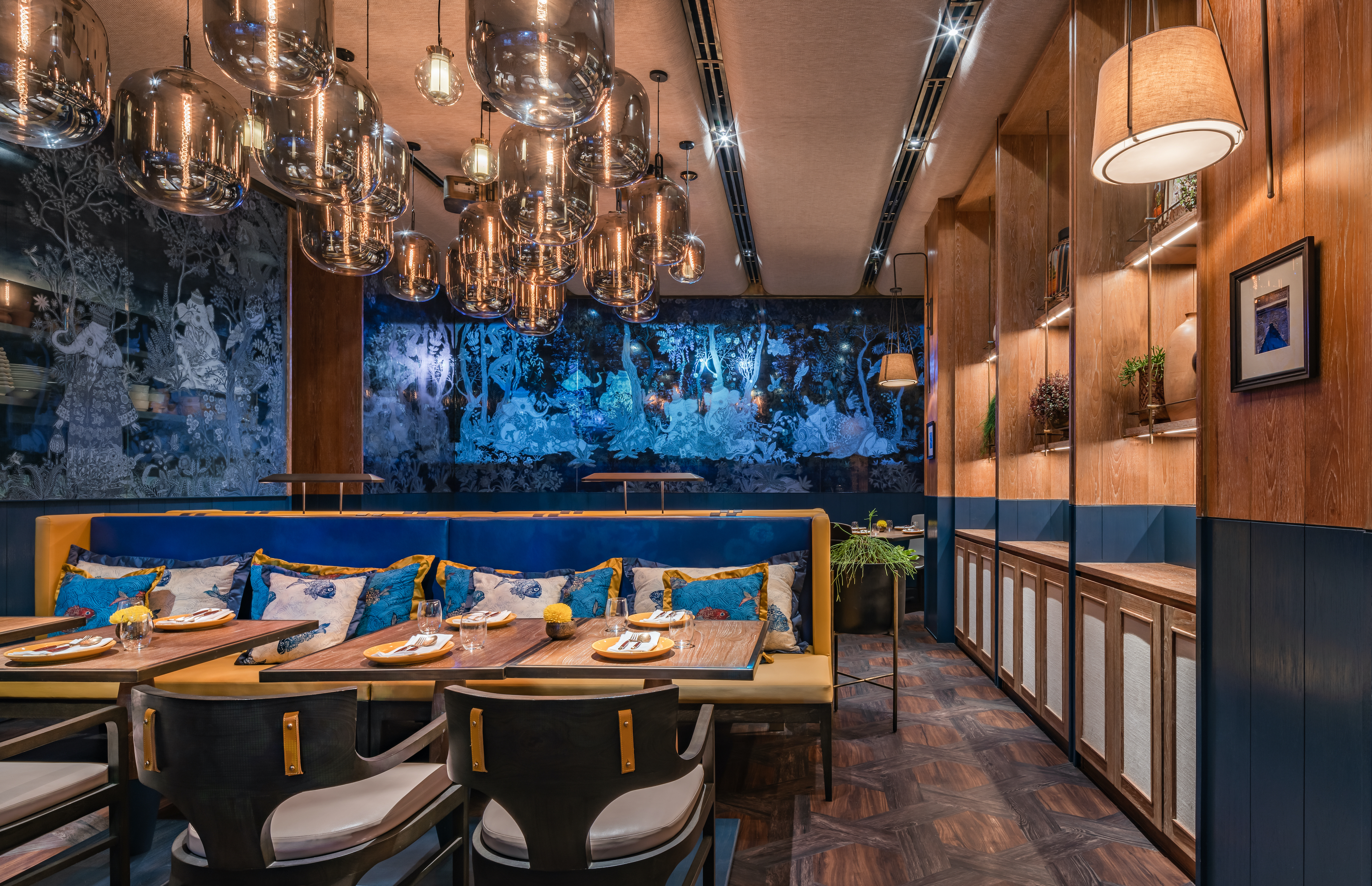 Thai Brasserie by Blue Elephant, Studio Locomotive