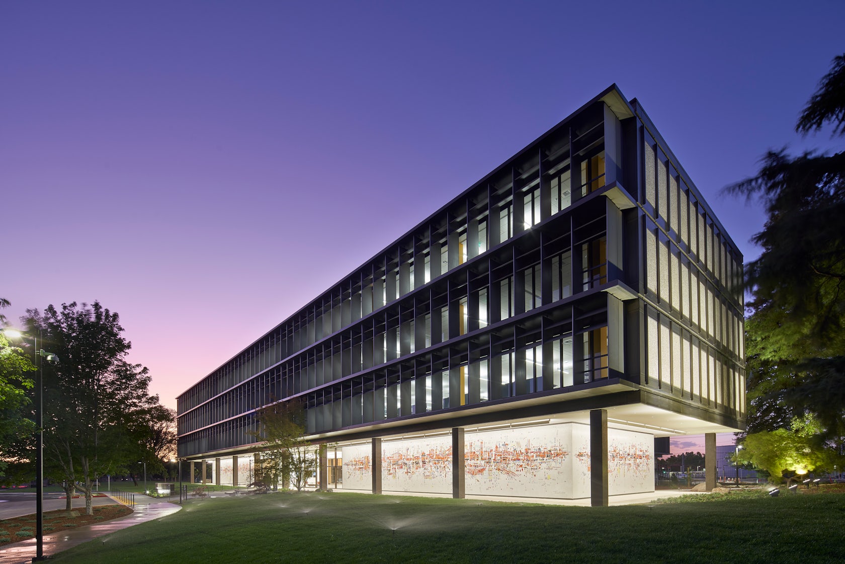 smud-headquarters-rehabilitation-by-dreyfuss-blackford-architecture