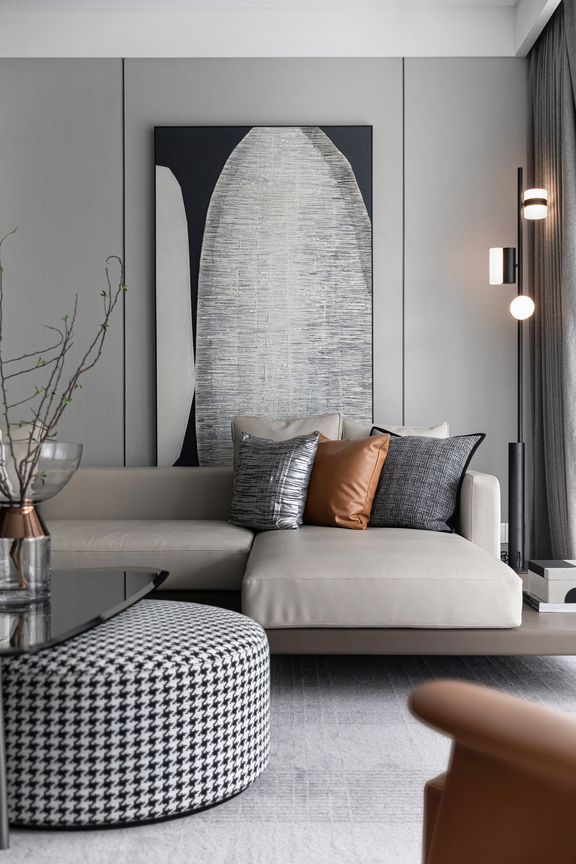 Greentown · Magnificent Residence Show Flat by QIRAN DESIGN GROUP ...