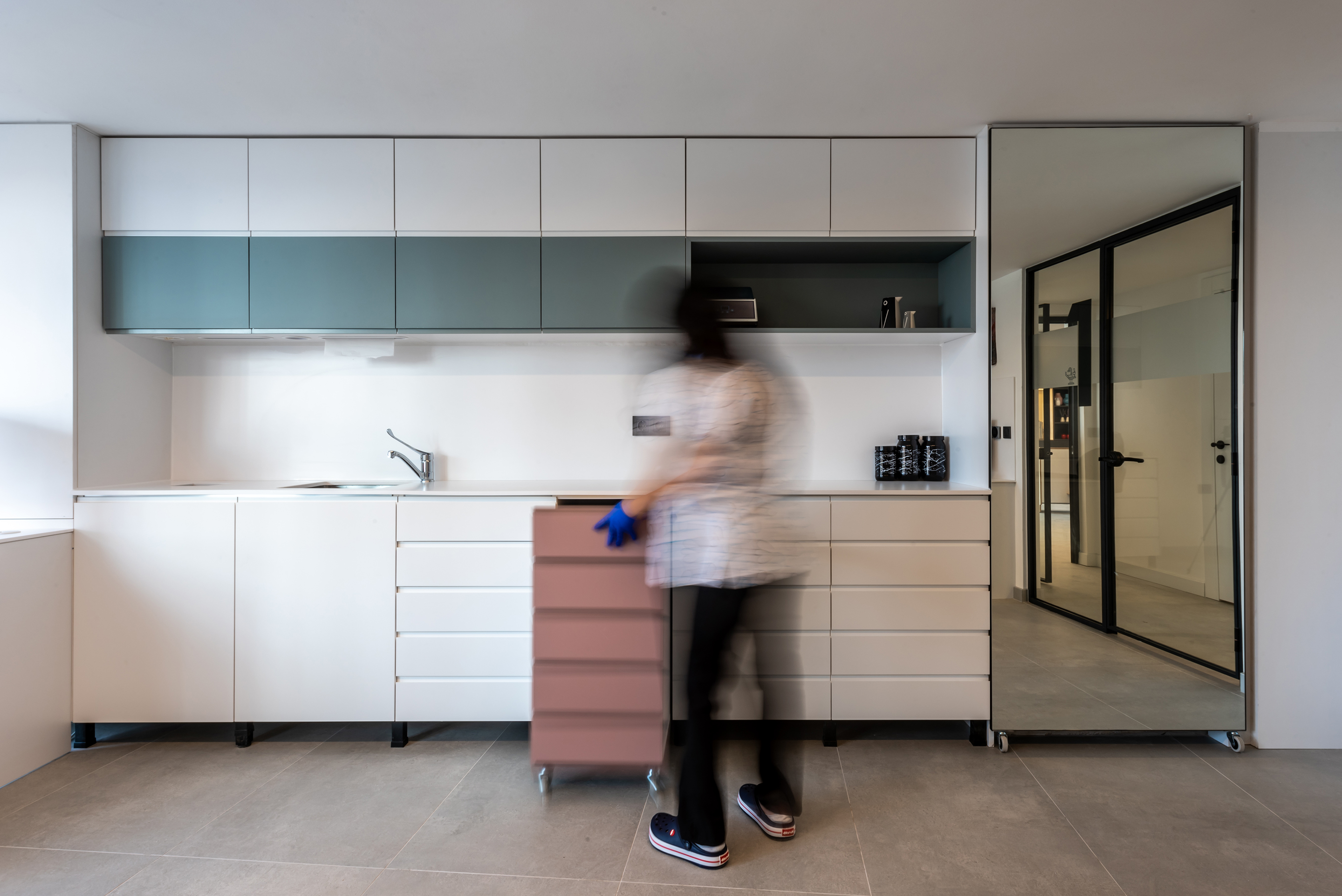 dt-dental-clinic-by-studio-hcrbzkrt-architizer