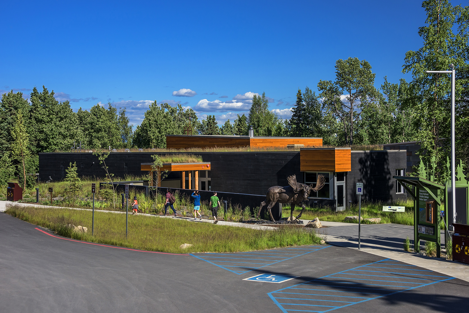 kenai-national-wildlife-refuge-visitor-center-by-cushing-terrell