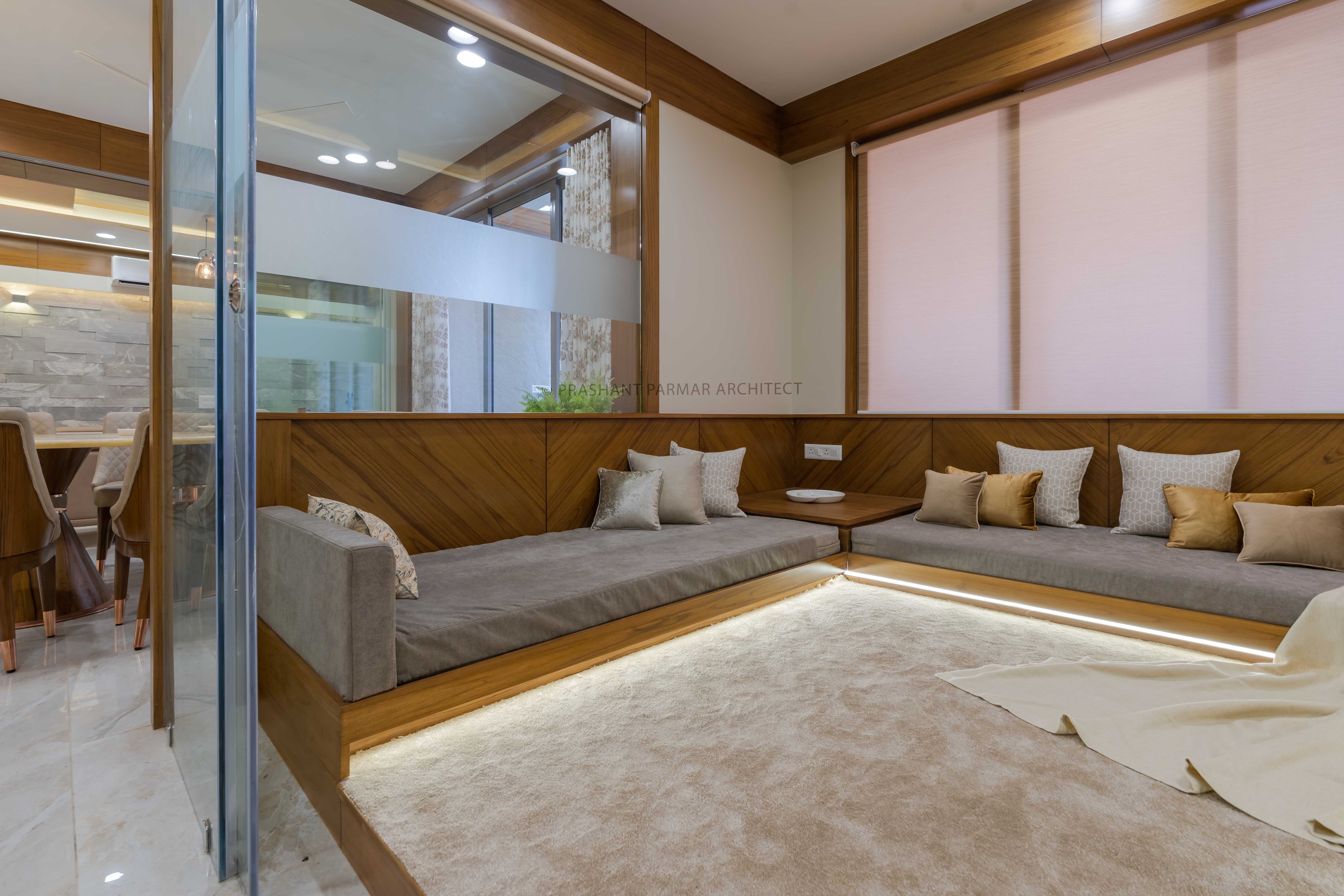 Interior Design of 4bhk Apartment at Vertis Tower by Prashant Parmar ...