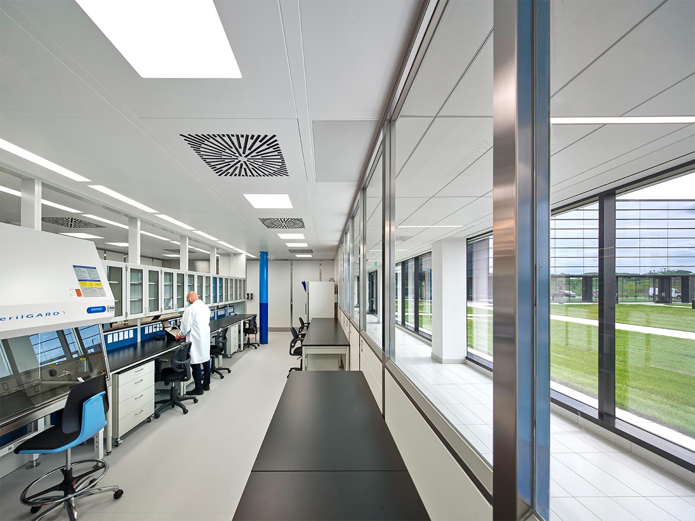 Kite Pharma, Cell Therapy Manufacturing Facility by EwingCole Architizer