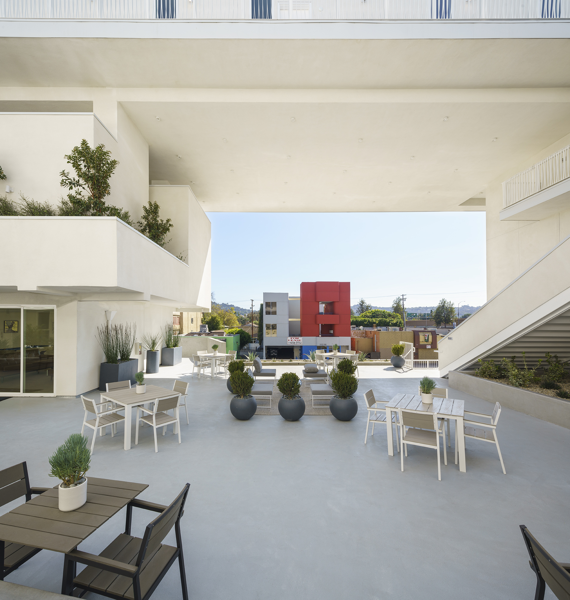 Camarillo Apartments by Brooks + Scarpa Architects Architizer