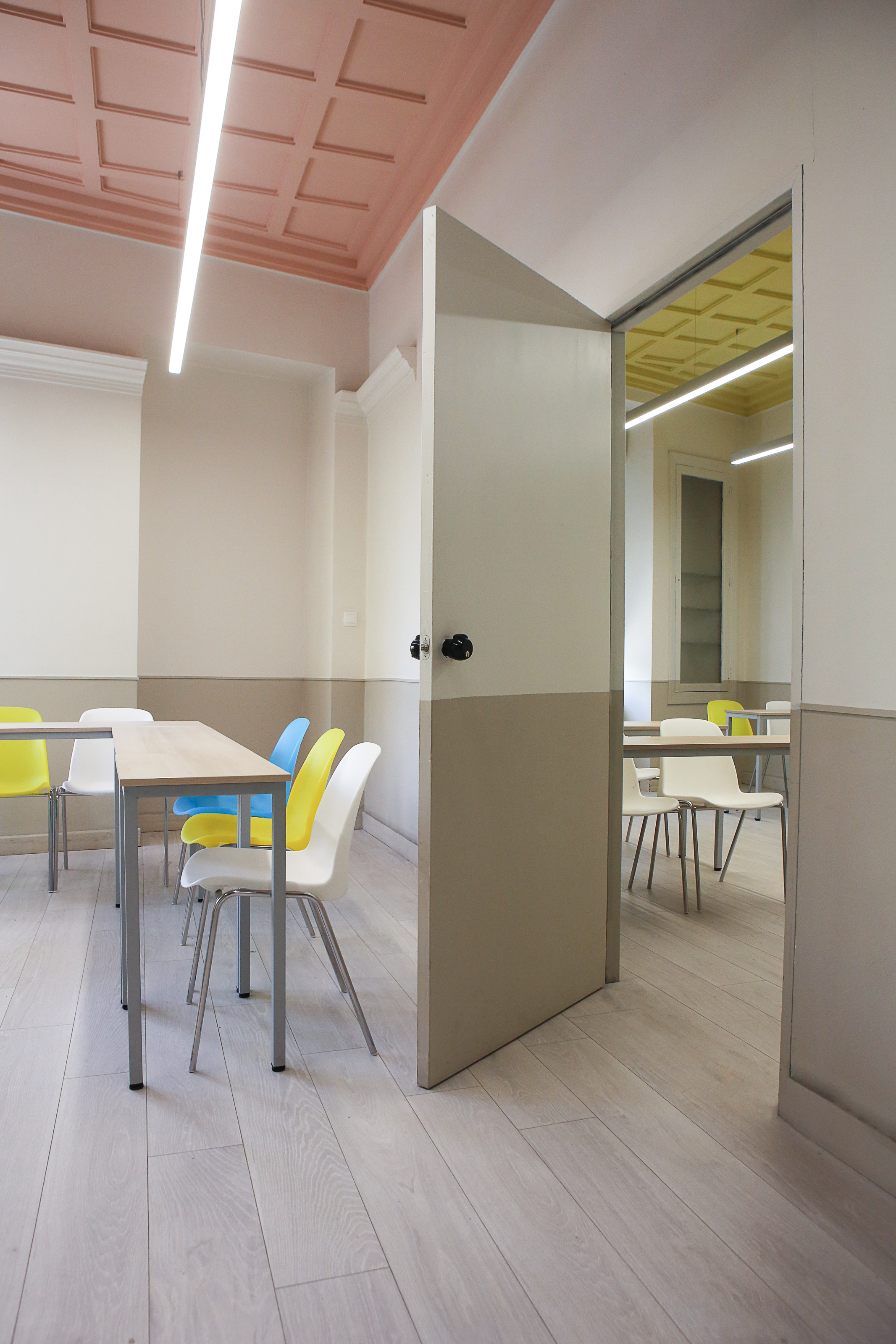Tutor Institute II by DETAIL design - interior architecture & design ...