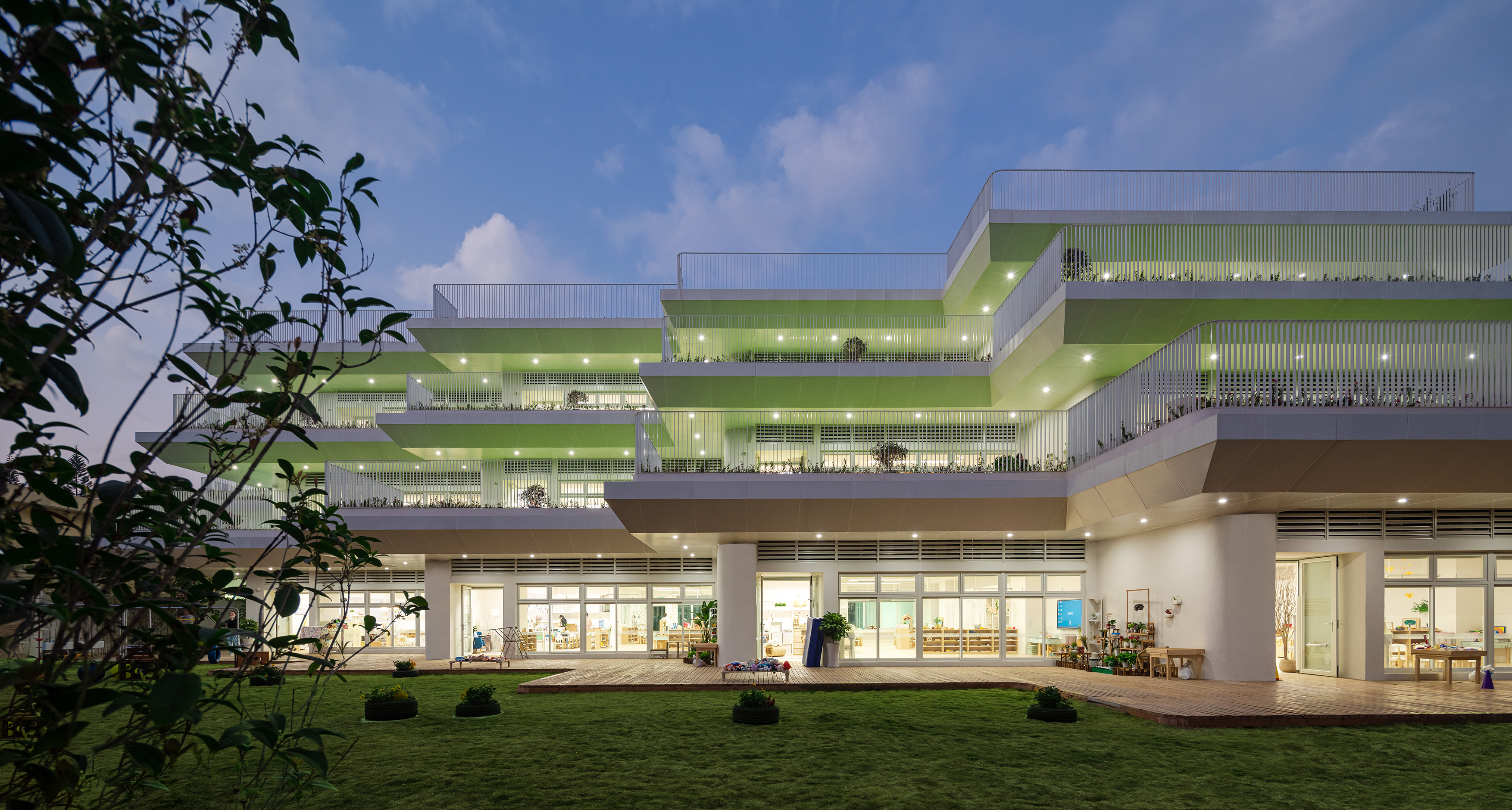 Lotus Terrace Kindergarten by Yunchao Xu/Atelier Apeiron Architizer