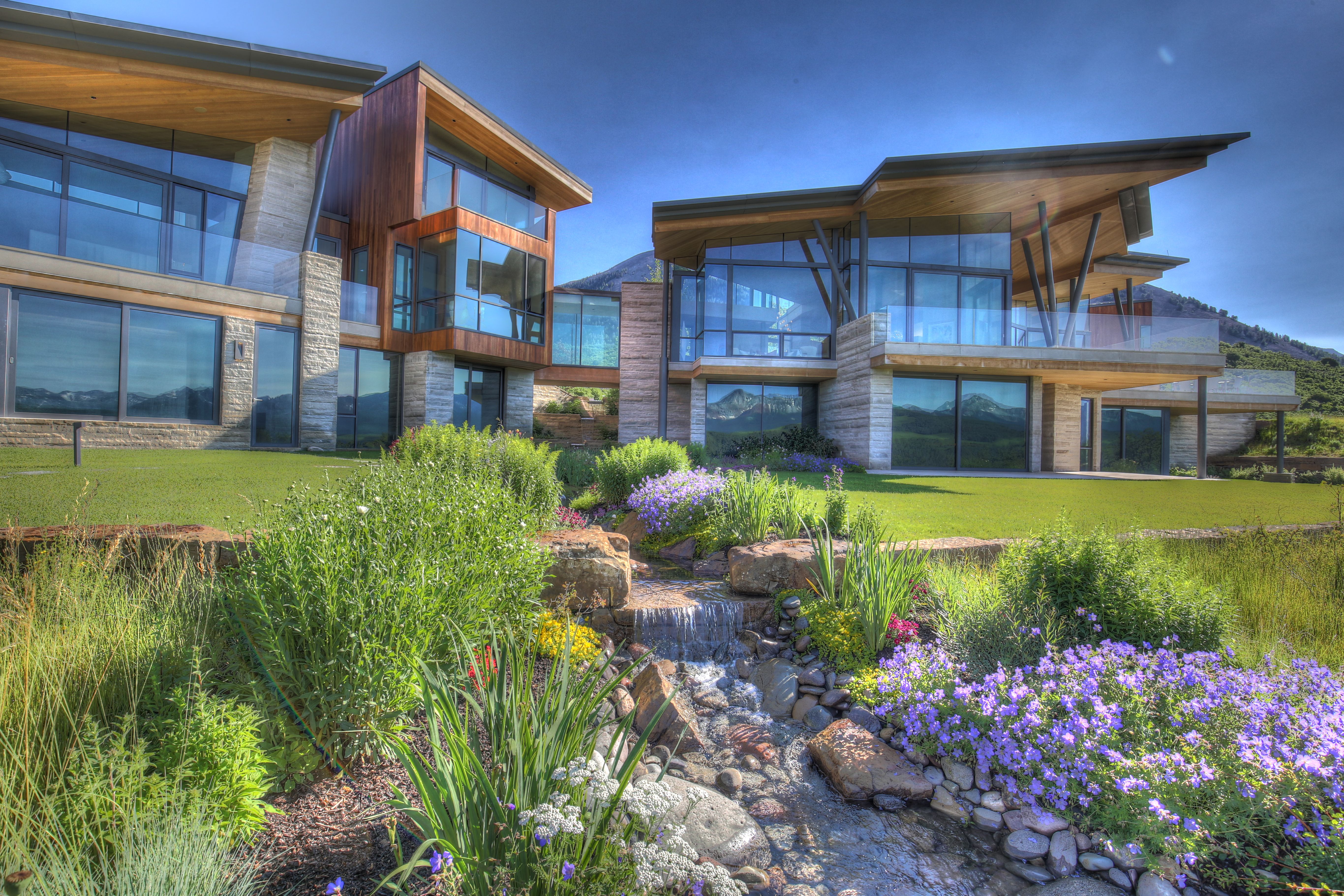 Sunset Ridge by Poss Architecture + Planning and Interior Design