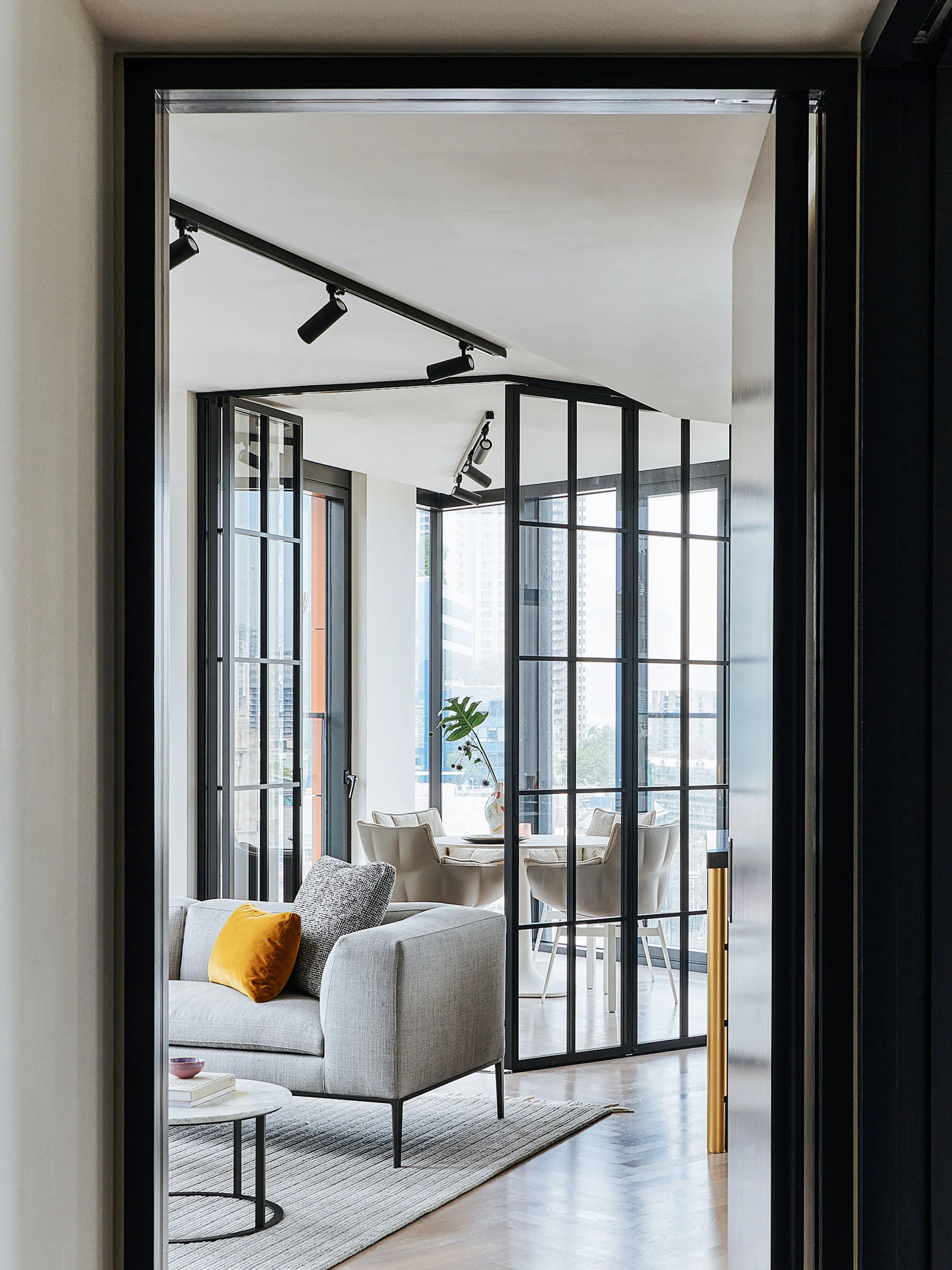 One Crown Place by KPF (Kohn Pedersen Fox) - Architizer