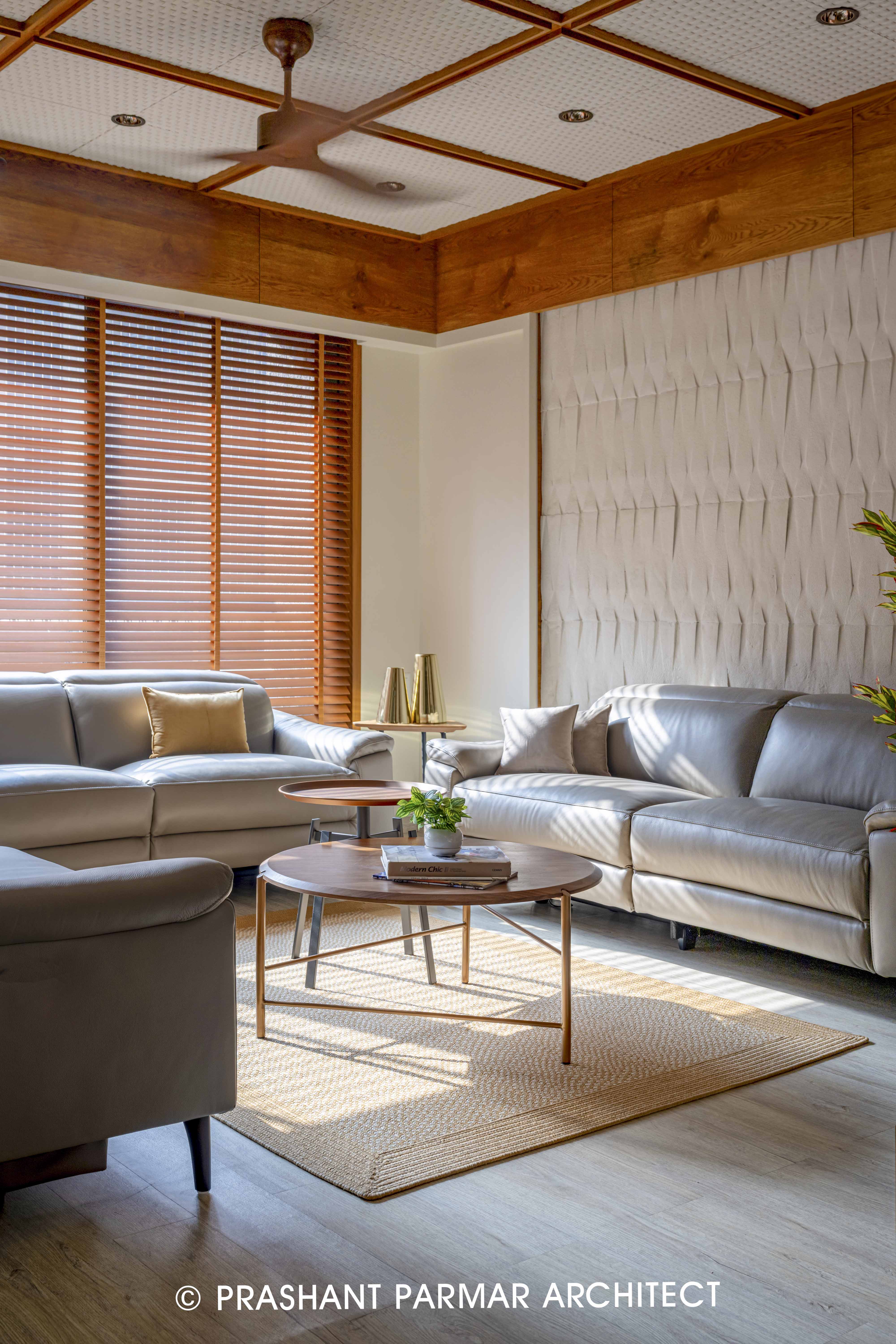 High-End 4 BHK Apartment Interiors In Ahmedabad by Prashant Parmar ...