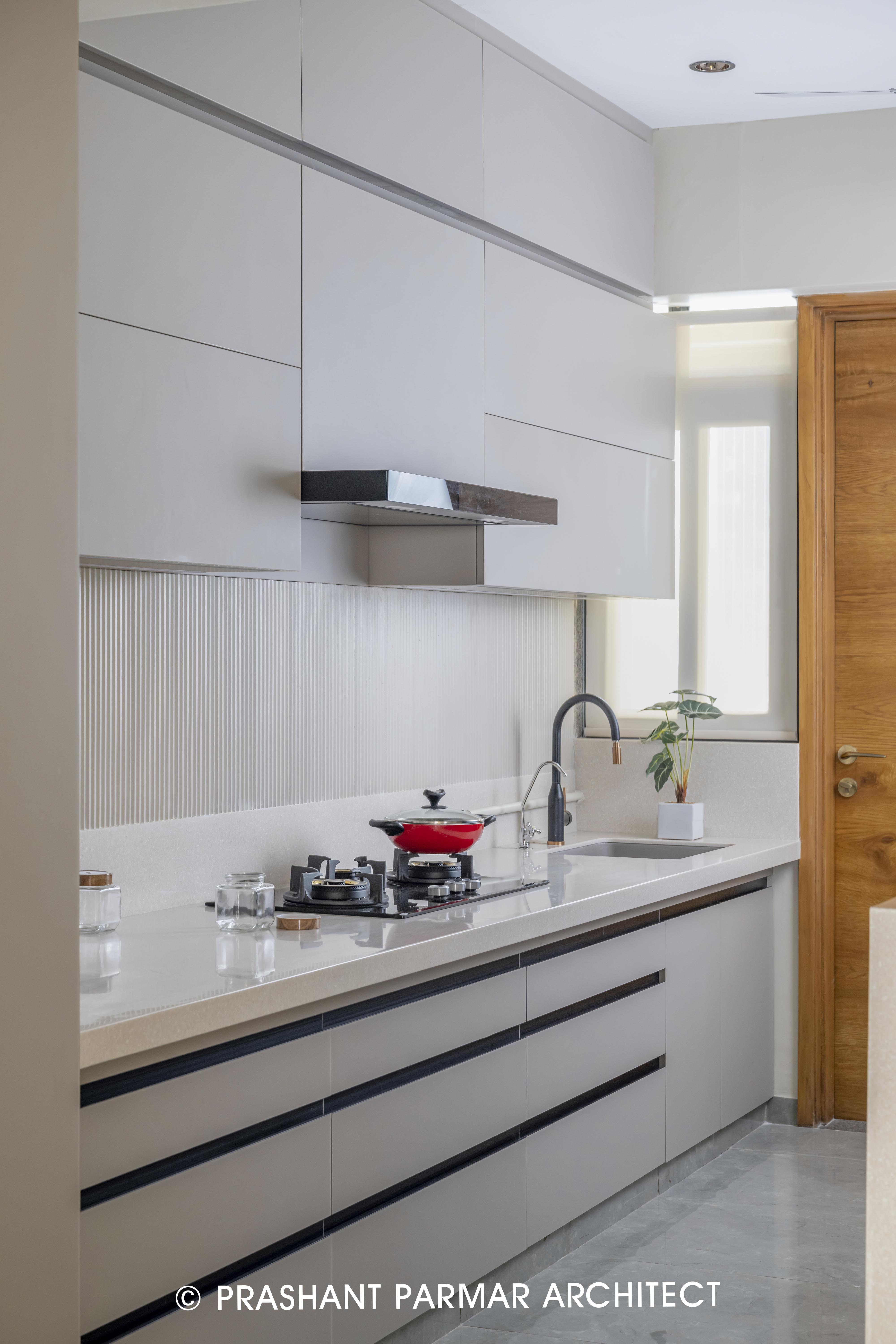 High-End 4 BHK Apartment Interiors In Ahmedabad by Prashant Parmar ...