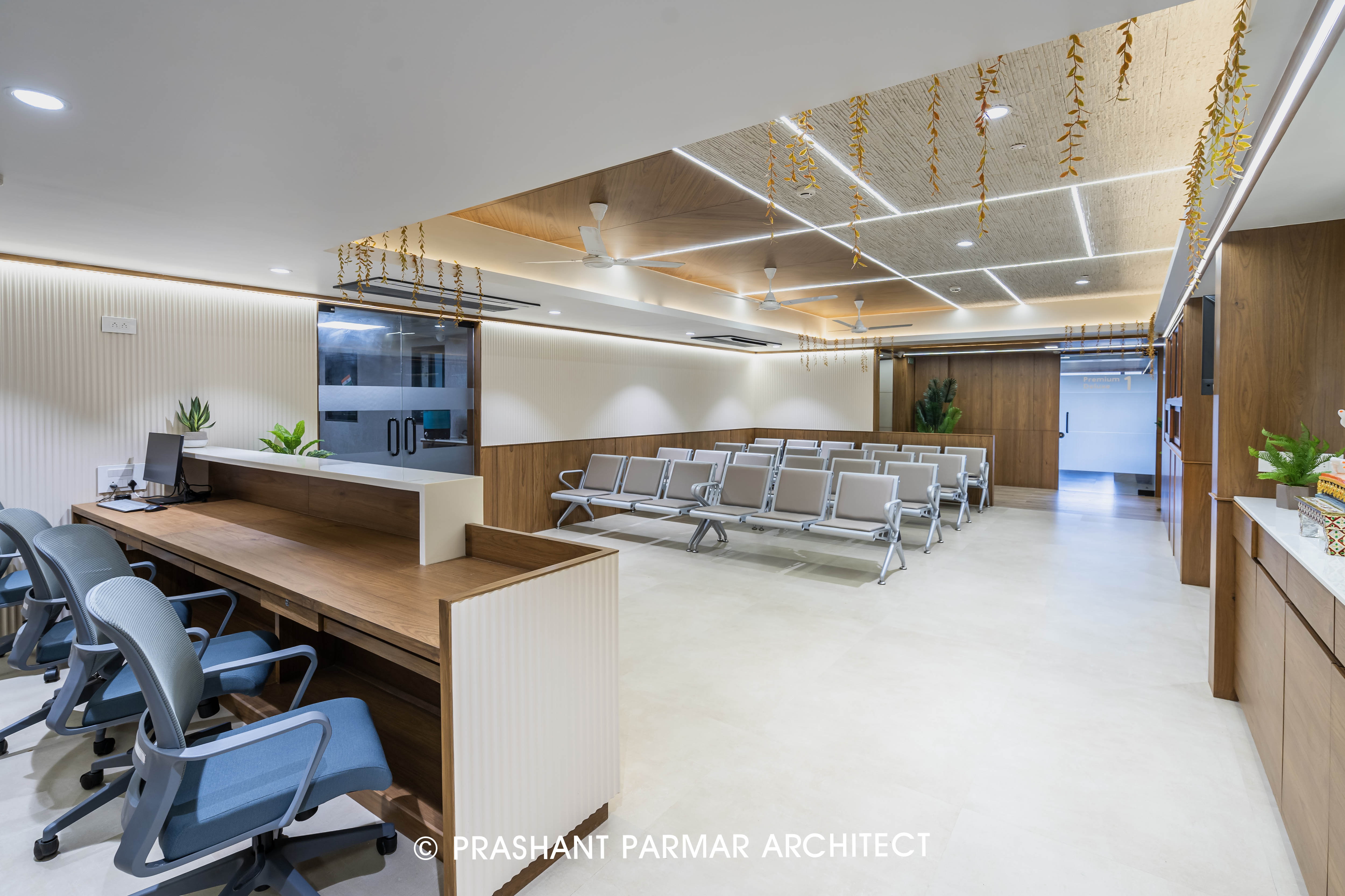 Modern Hospital Interior Design In Ahmedabad by Prashant Parmar