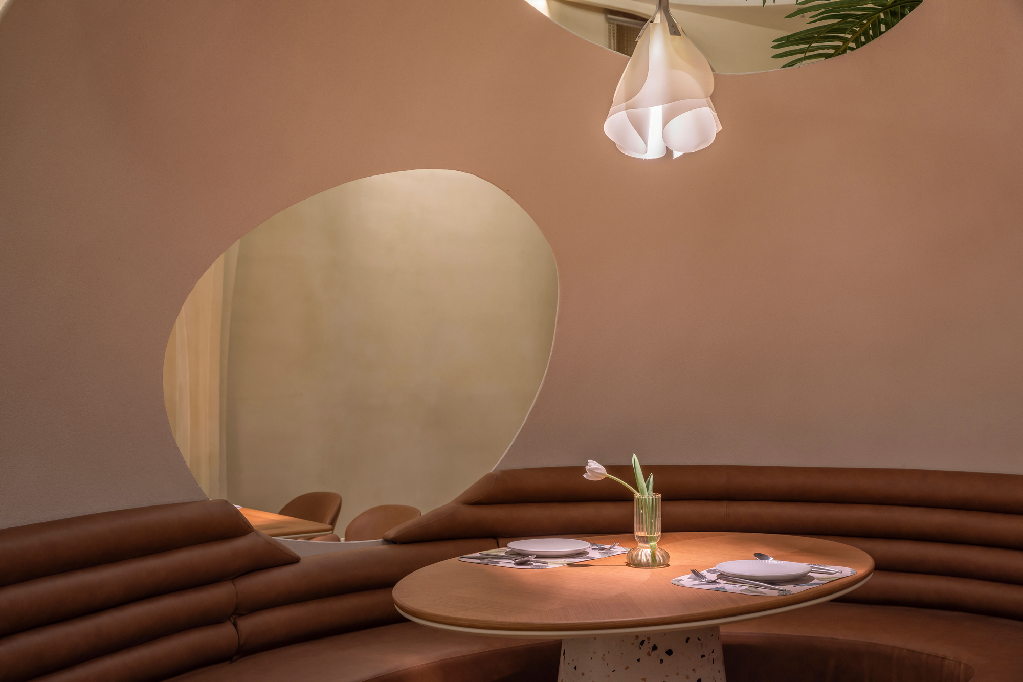 M11 Huayang Restaurant by Current-Newswire - Architizer