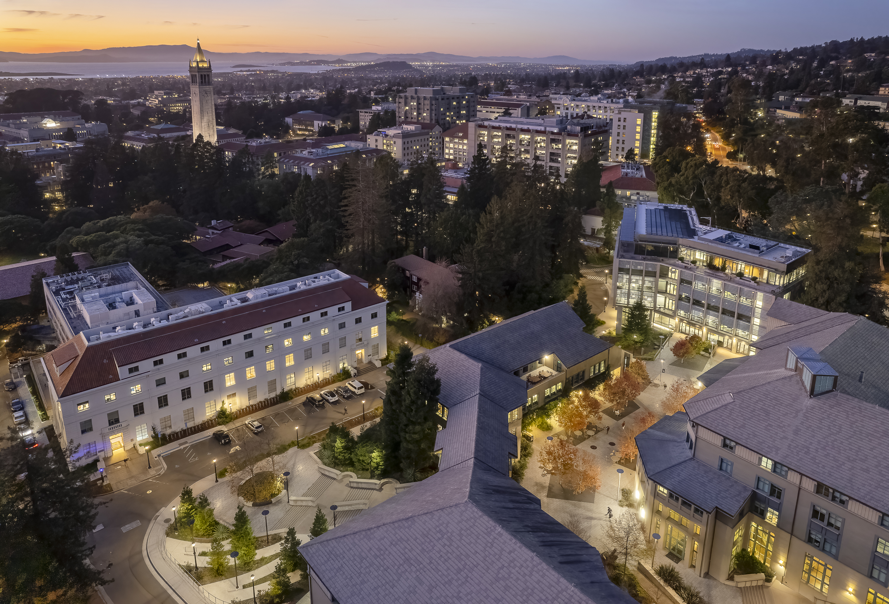 UC Berkeley Haas School Of Business By GLS Landscape | Architecture ...