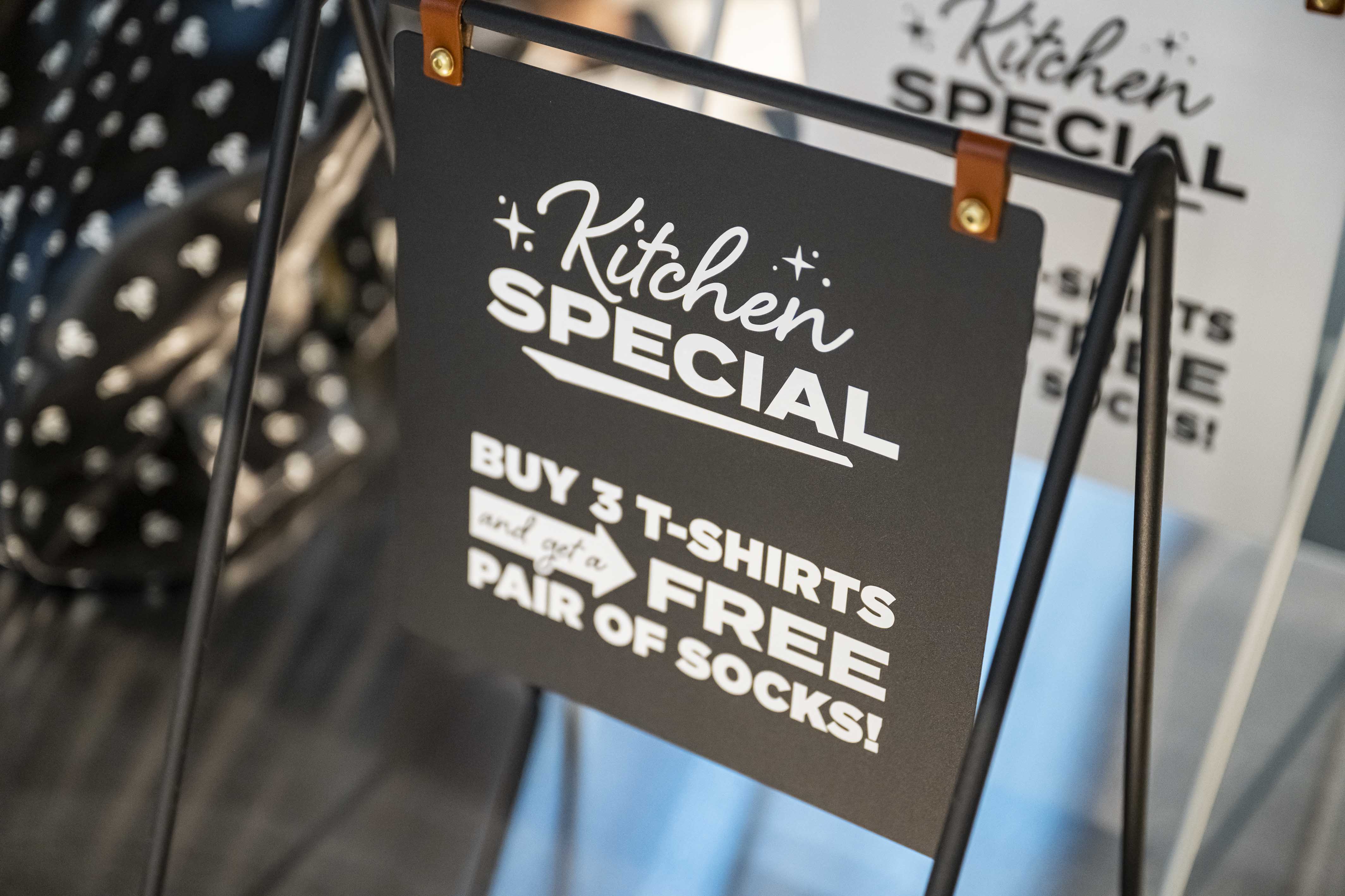 Johnny Cupcakes by Bergmeyer Architizer