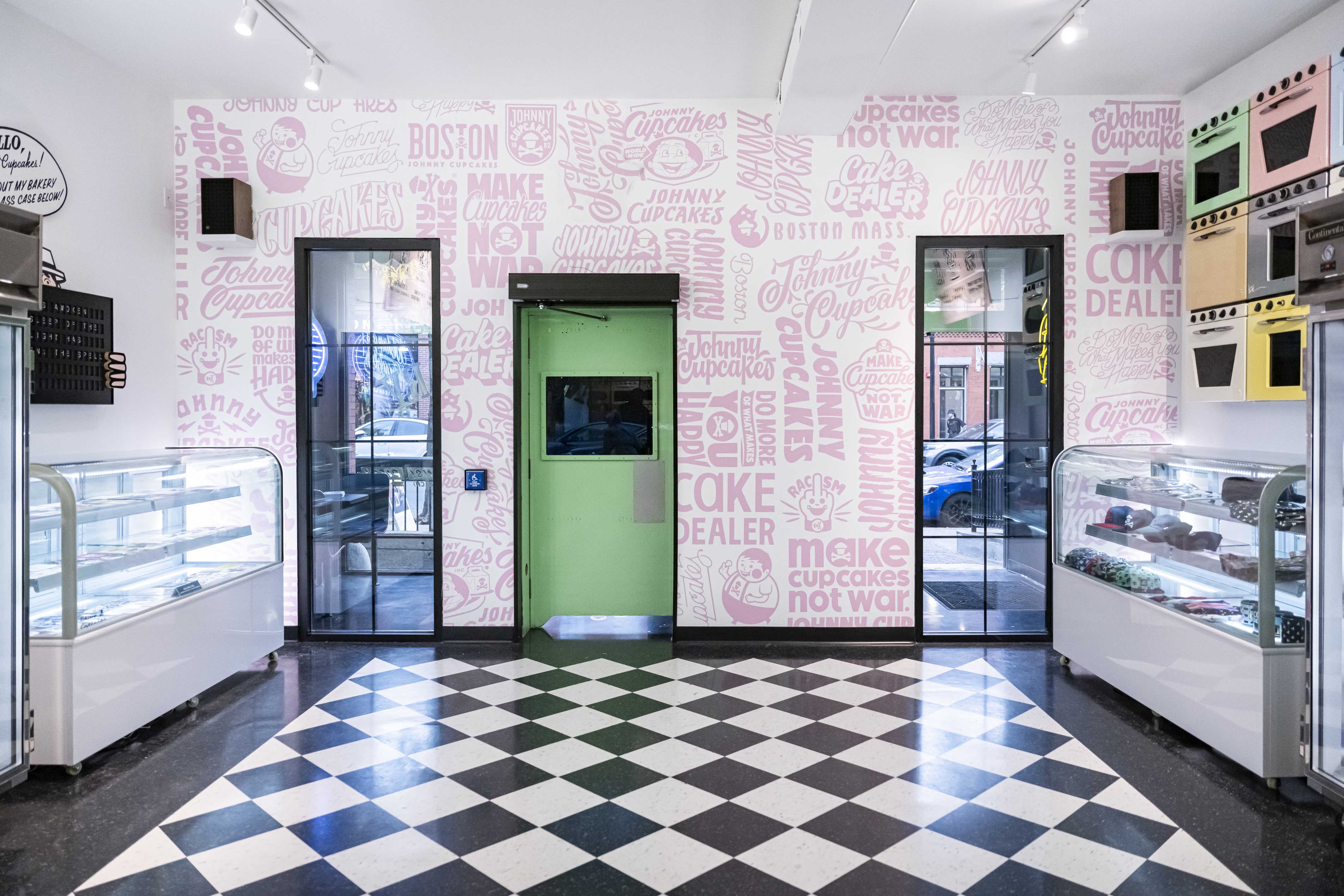 Johnny Cupcakes by Bergmeyer Architizer