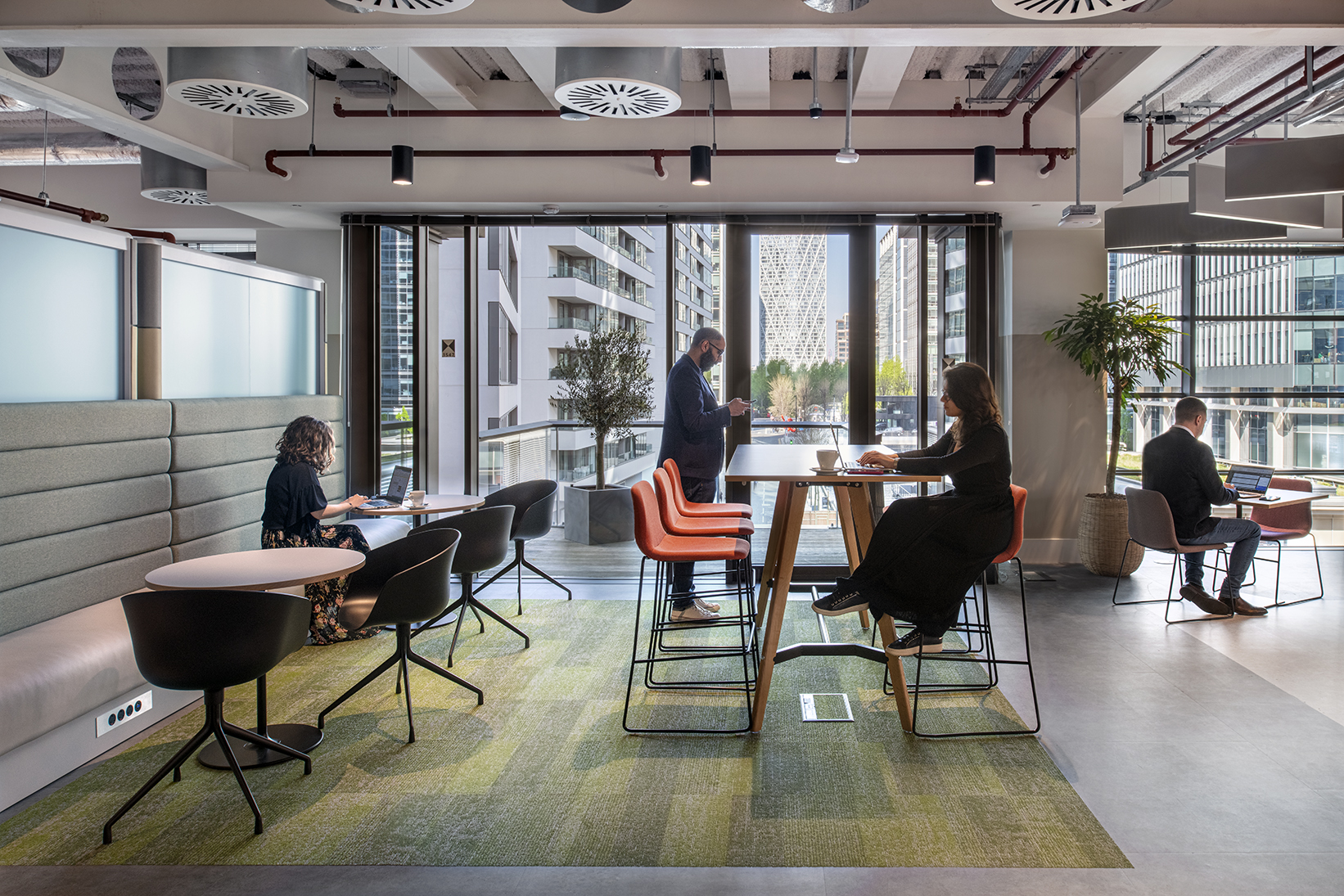 Idea 3671785: JLL 20 Water Street by Tétris Design x Build in London ...