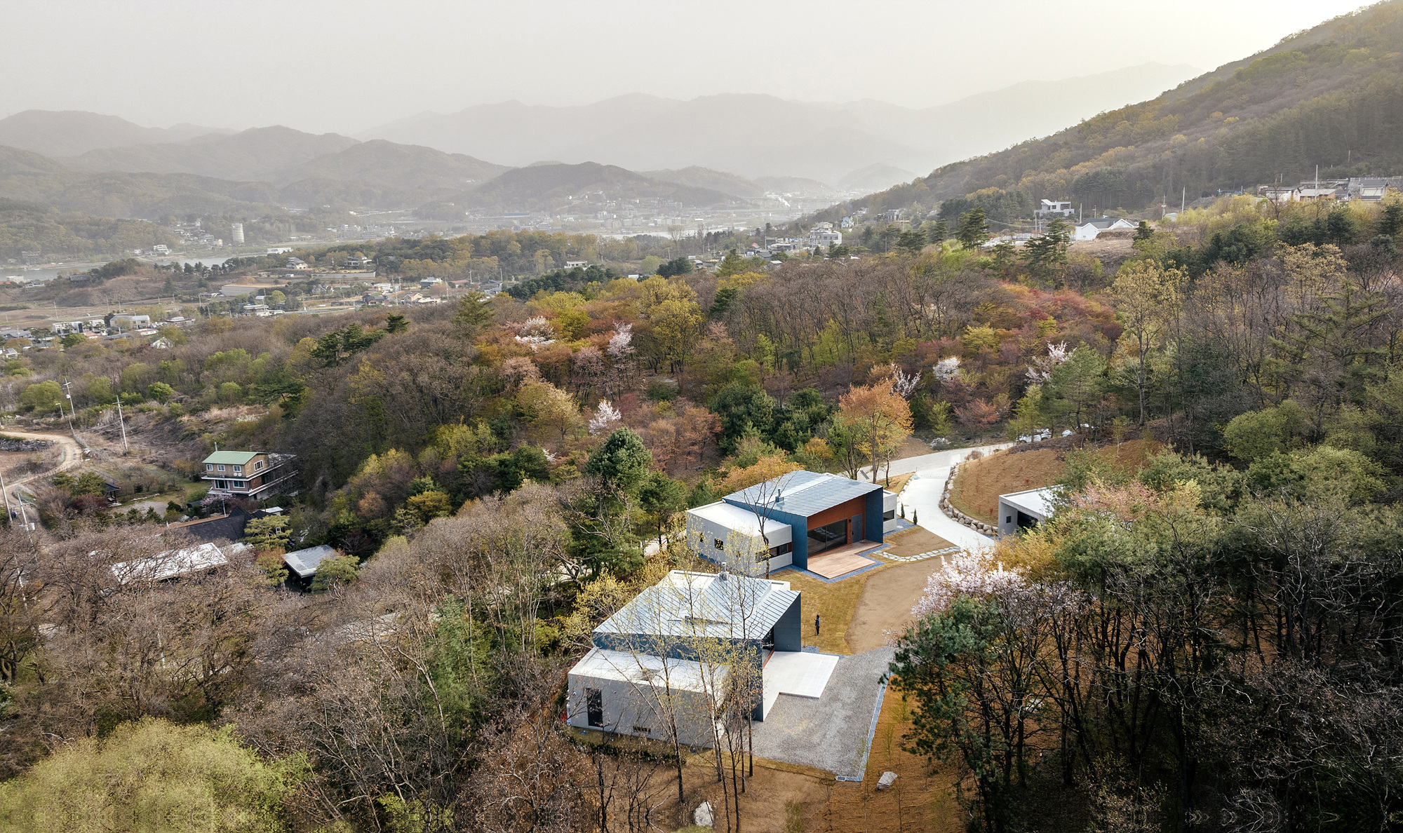 Plateau House by ANM Architizer